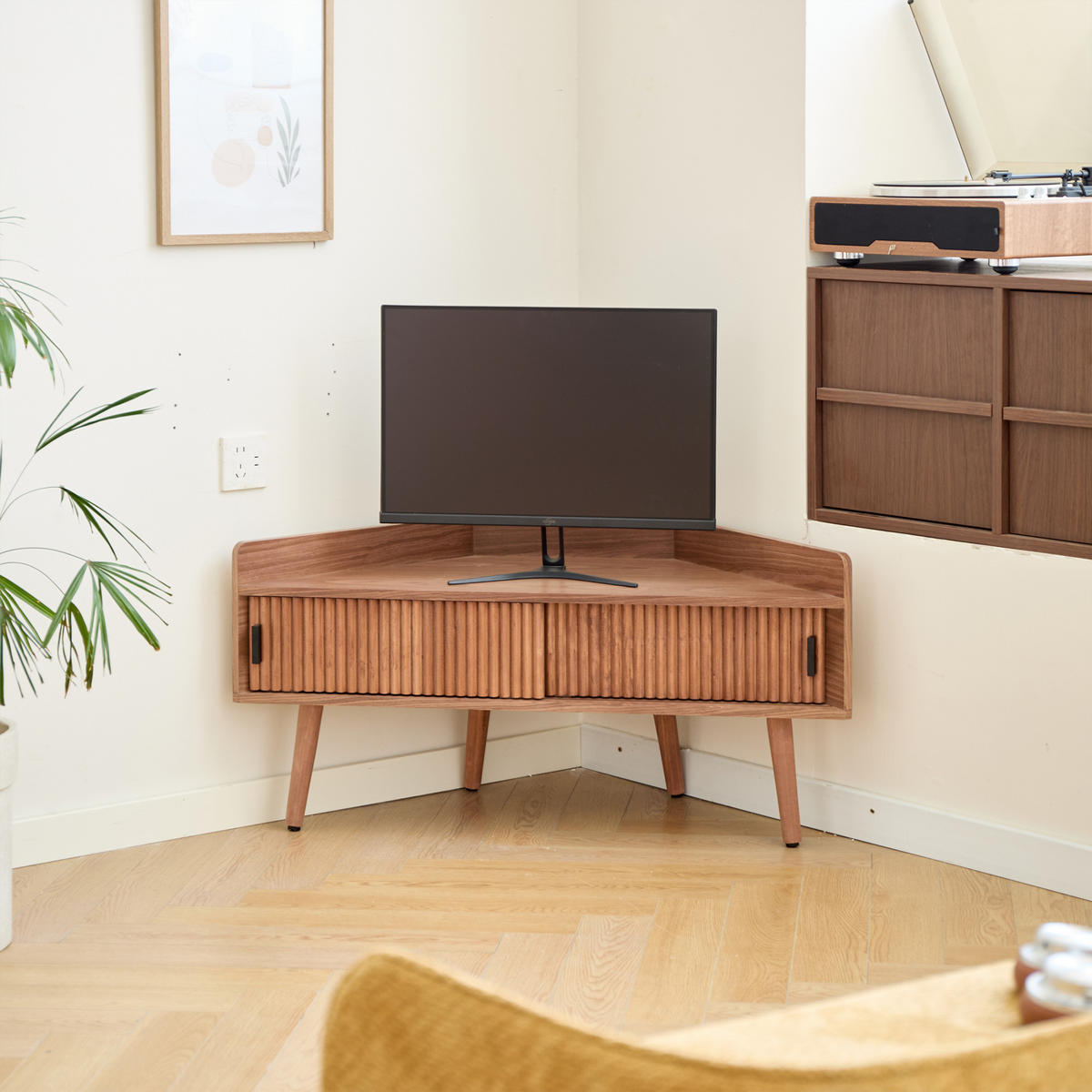 ECK-TV-SCHRANK Nussbaumholz Dunkelbraun 94 x 38 x 47 cm - Dunkelbraun, Holz (94/47/38cm) - Nordlys