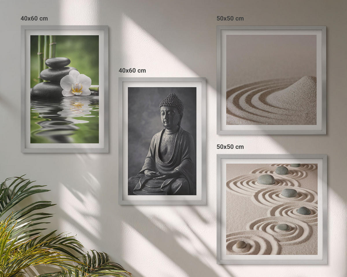 BILDER SET 4er Set - 50x50 cm & 40x60 cm Silberner Rahmen - Ein entspannter Buddha am Strand - Silberfarben, Kunststoff (50/50cm) - TULUP