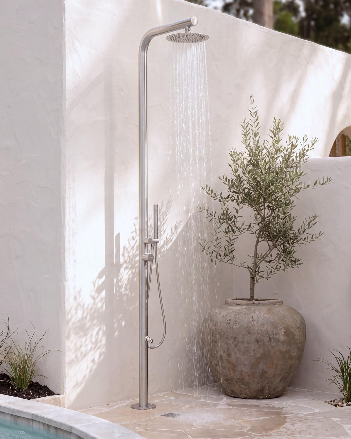 FREISTEHENDE Gartendusche Silber Marudi - Silberfarben, Metall (57/230/17cm) - Beliani