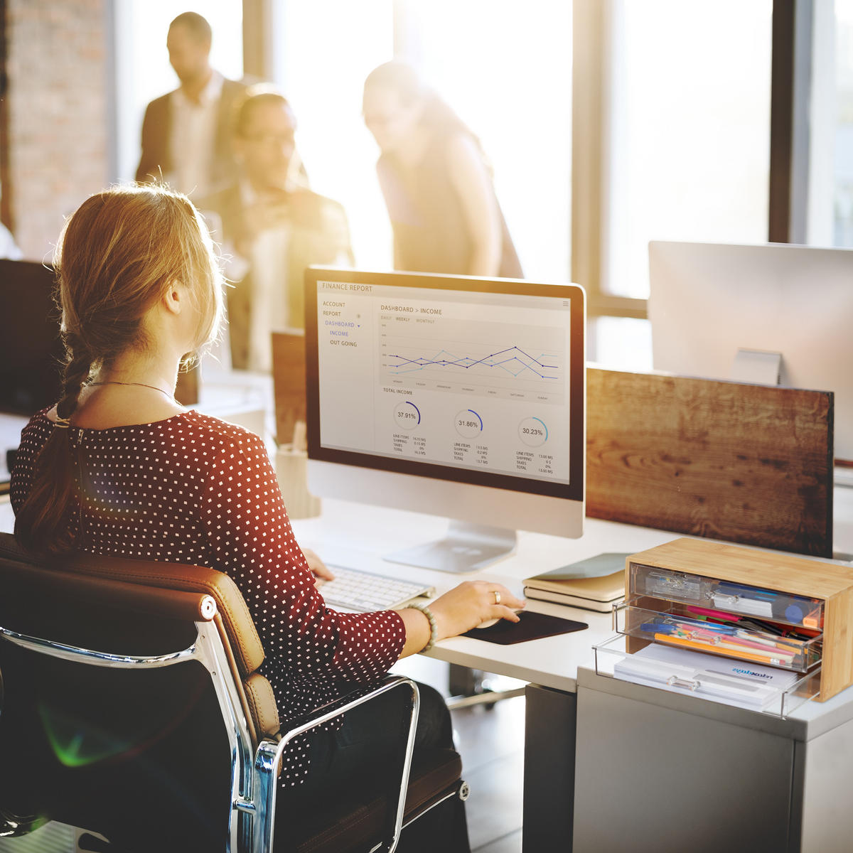 ORGANIZATOR kozmetike - večbarvno, umetna masa/les (30/15/17.5cm) - Relaxdays