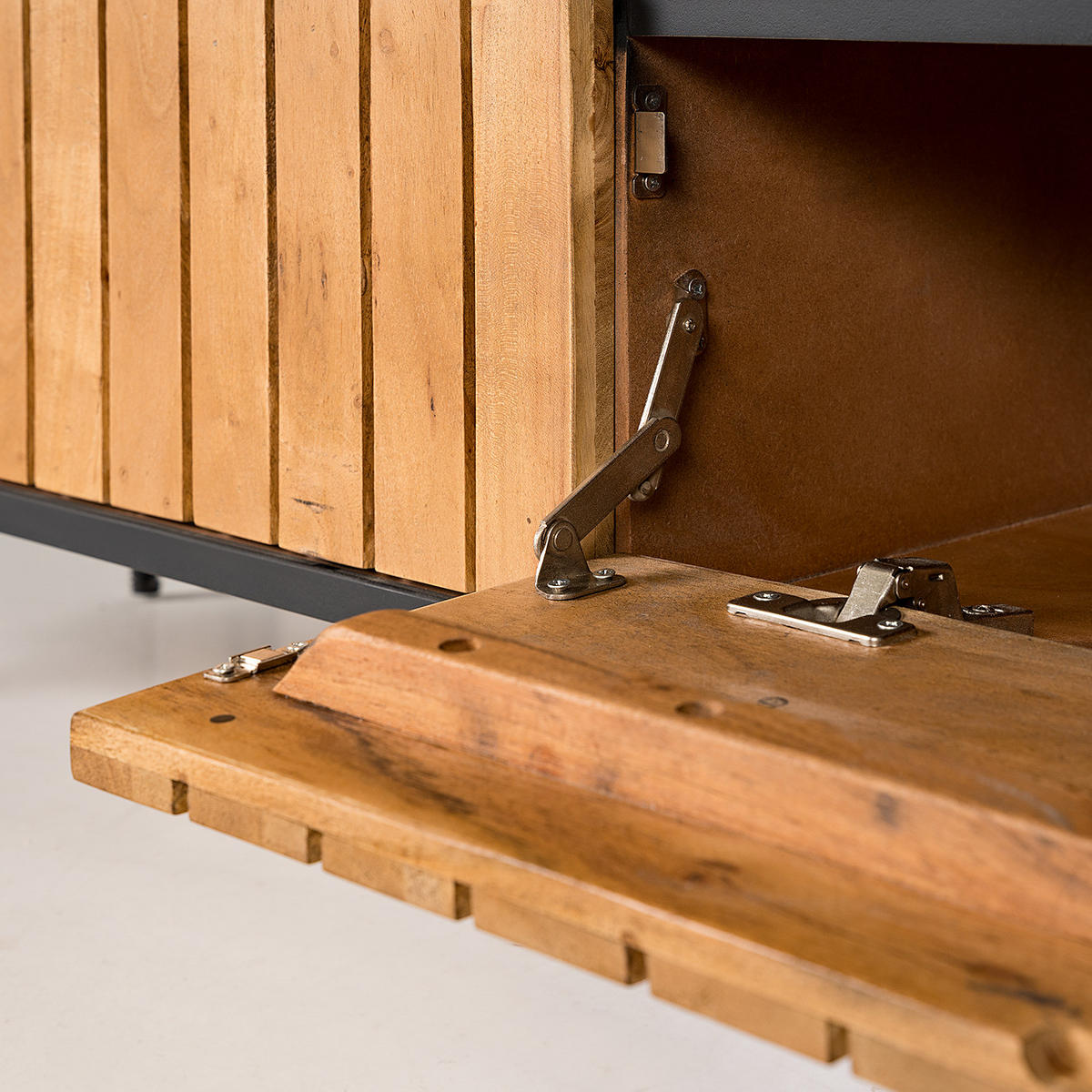 TV-LOWBOARD - Akazie massiv - Akaziefarben, Holz (177/63/42cm) - home24