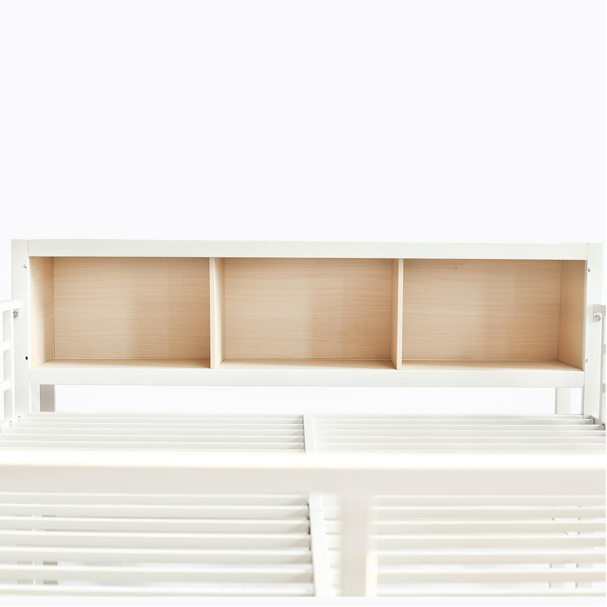 HOCHBETT 140/200 cm in Weiß & Natur mit Kleiderschrank, Stauraum und Schreibtisch - Weiß, Holzwerkstoff/Metall (140/200cm) - CHICFURN