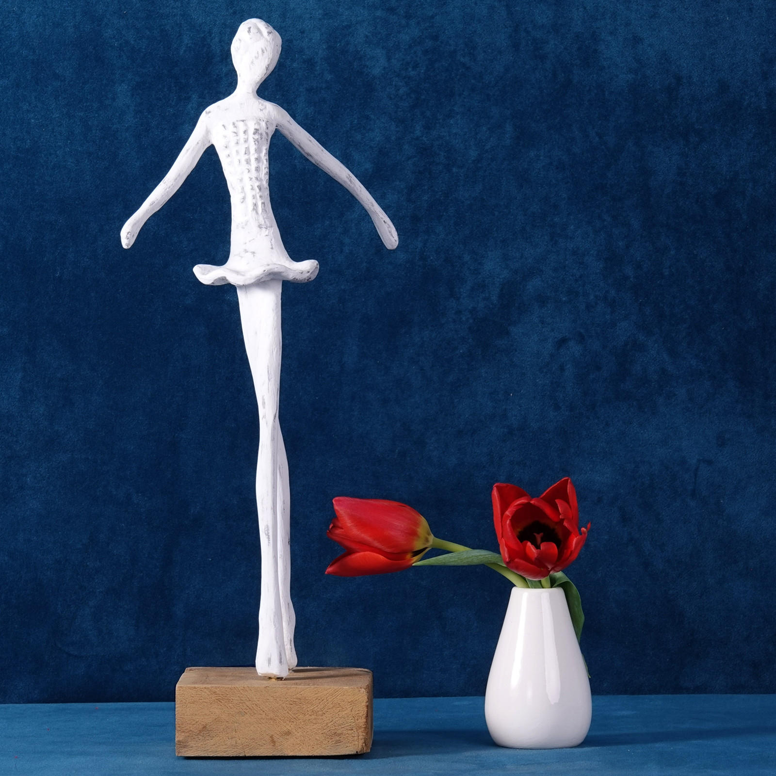 SKULPTUR BALLERINA III Mangoholz weiß-natur - Weiß, Holz (14/37/10cm) - CREEDWOOD