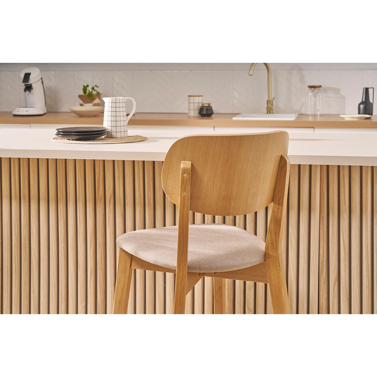 BARHOCKER Helles Holz Massiv Eiche Beiger Stoff H65 cm LUCIA - Beige, Holz (54/102/43cm) - Miliboo