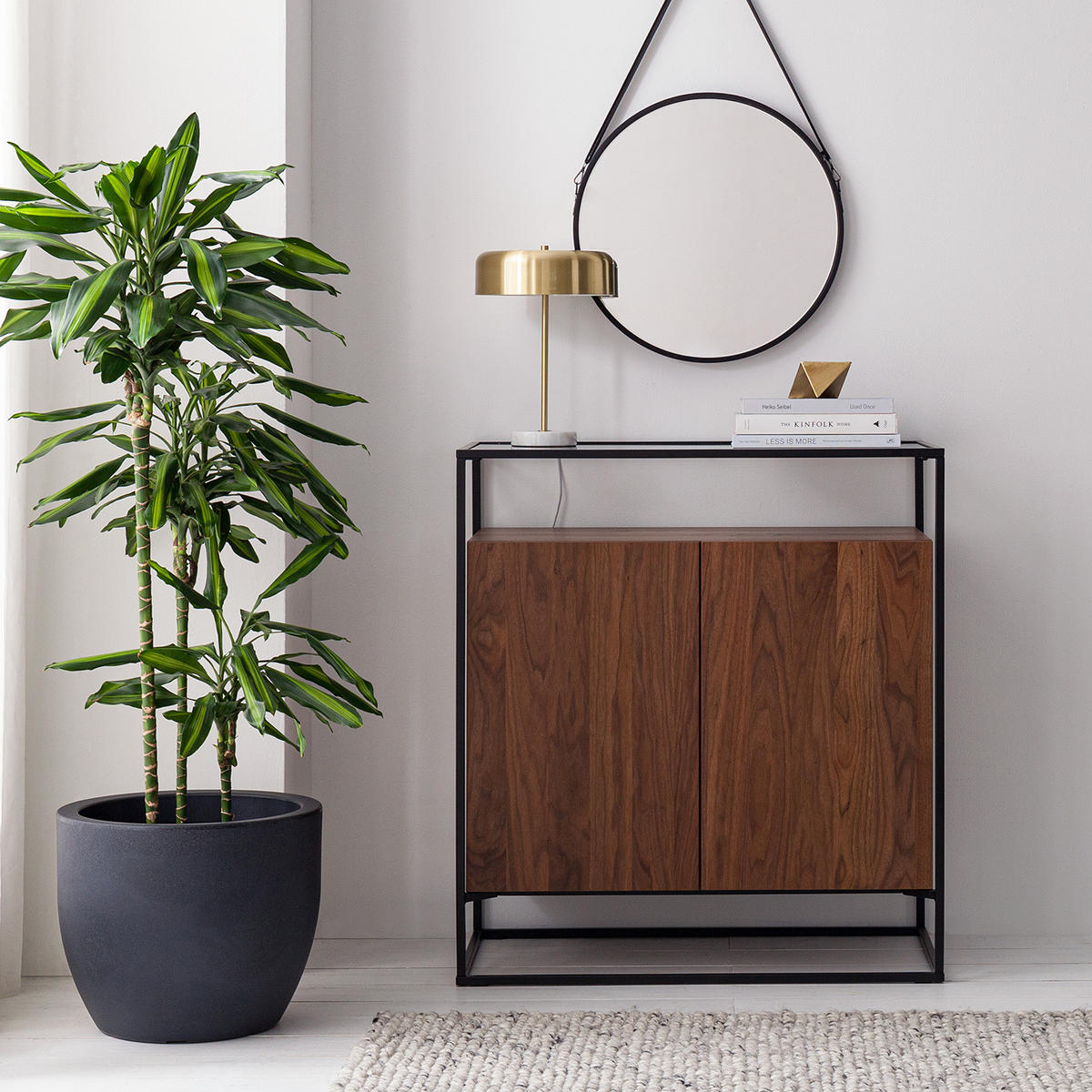 KOMMODE - Echtholzfurnier / Metall - Walnuss / Schwarz - Braun, Glas/Holzwerkstoff (84/92/45cm) - home24