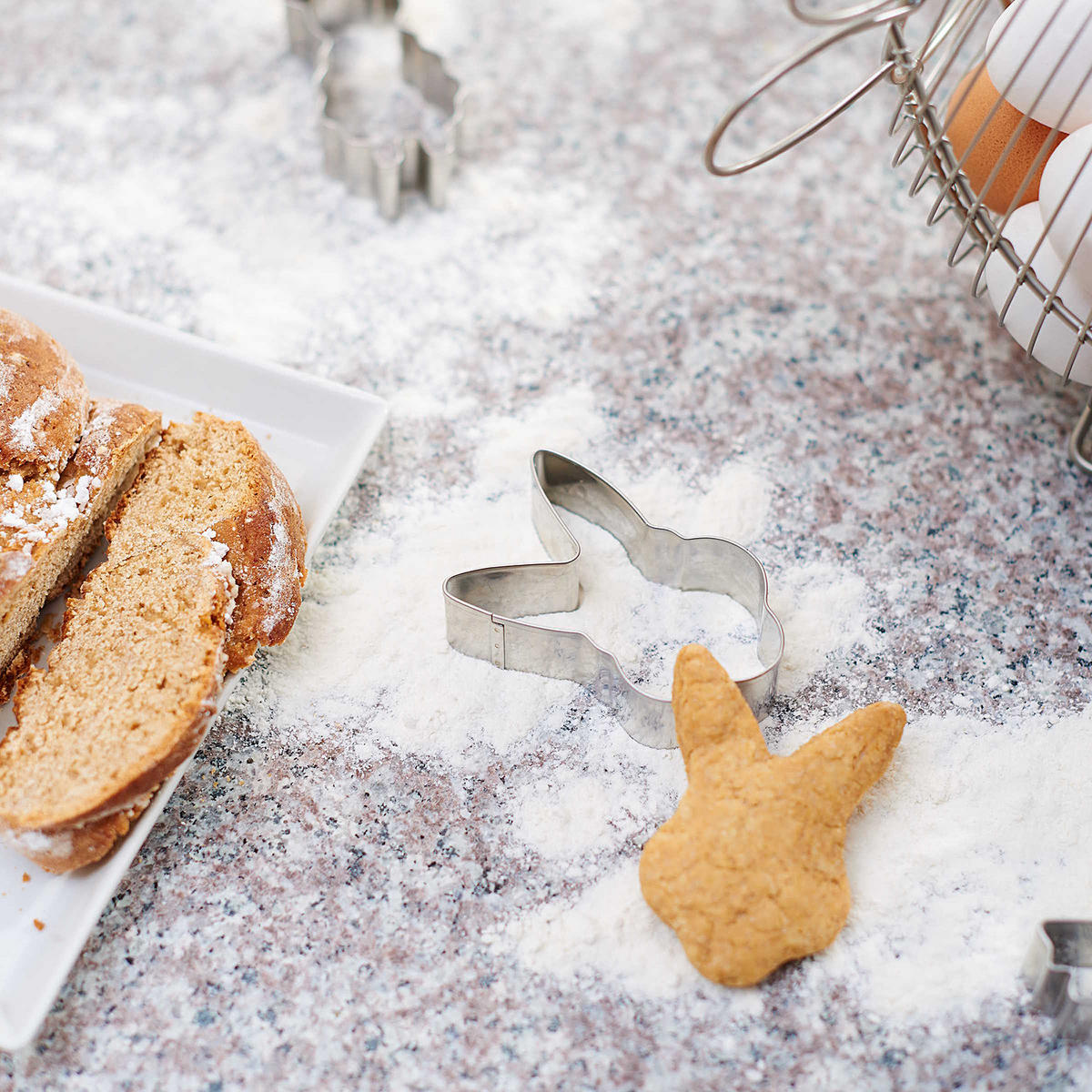 AUSSTECHFORM (12er Set) Biscuit Hase - Silberfarben, Metall (8/2.5/5cm) - Butlers