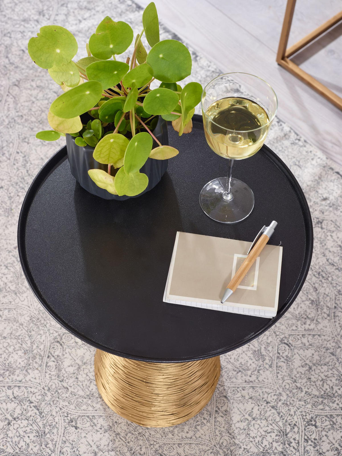 BEISTELLTISCH – Rund Aluminium Schwarz Gold Muster handgefertigt 40x40 cm - Goldfarben, Metall (40/40/45cm) - KADIMA DESIGN