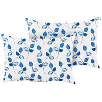 GARTENKISSEN 2er-Set Blattmotiv weiß/blau 40/60 cm Torbora - Weiß, Textil (40/60cm) - Beliani