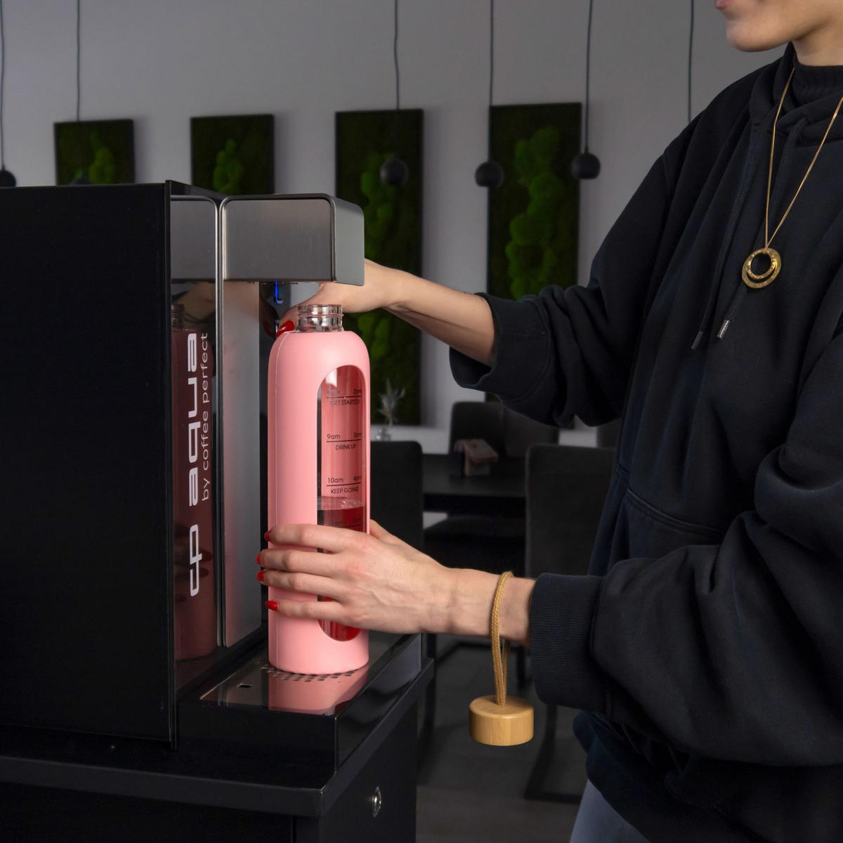 TRINKFLASCHE 900ml - Rosa, Glas (0.9L) - Intirilife