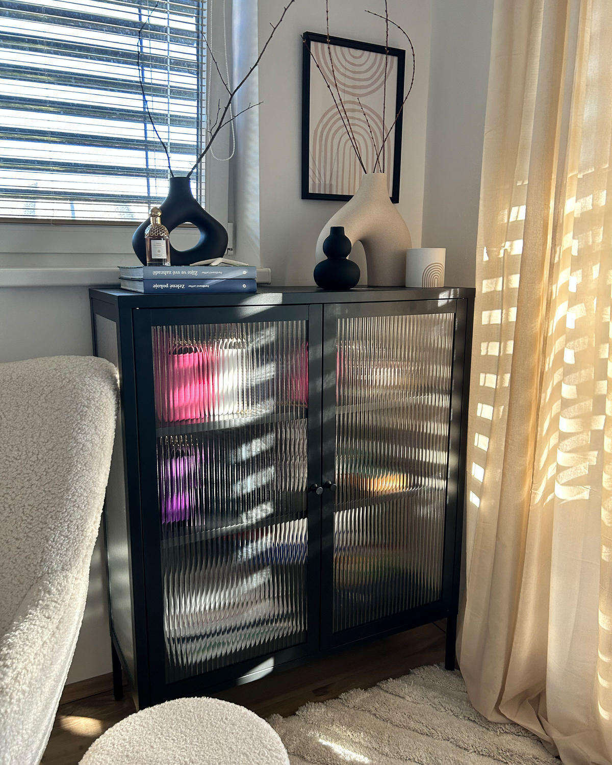 SIDEBOARD se skleněnými dveřmi Kov 90 cm Černý Lerryn - černá, kov (90/110/35cm) - Beliani