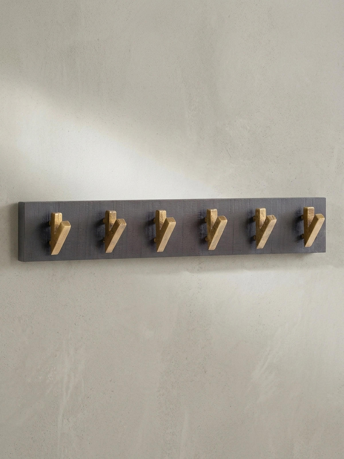 WANDGARDEROBE Mango Massivholz Metall Modern 60x10x8 cm Schwarz Gold - Schwarz, Holz (60/10/8cm) - KADIMA DESIGN