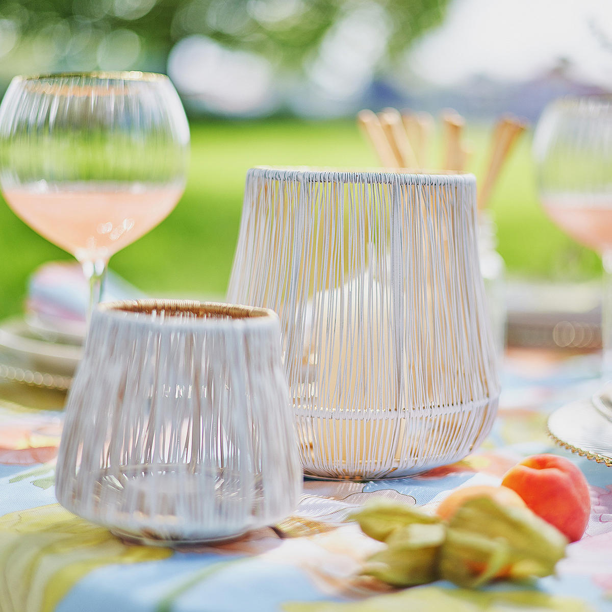 TEELICHTHALTER Yoko - Goldfarben/Weiß, Metall (15cm) - Butlers