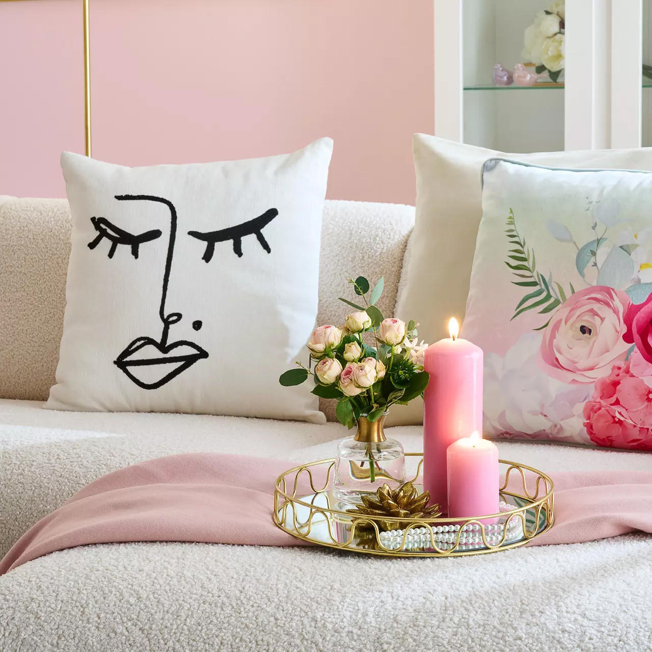 Látványkép a New Romance színeiben