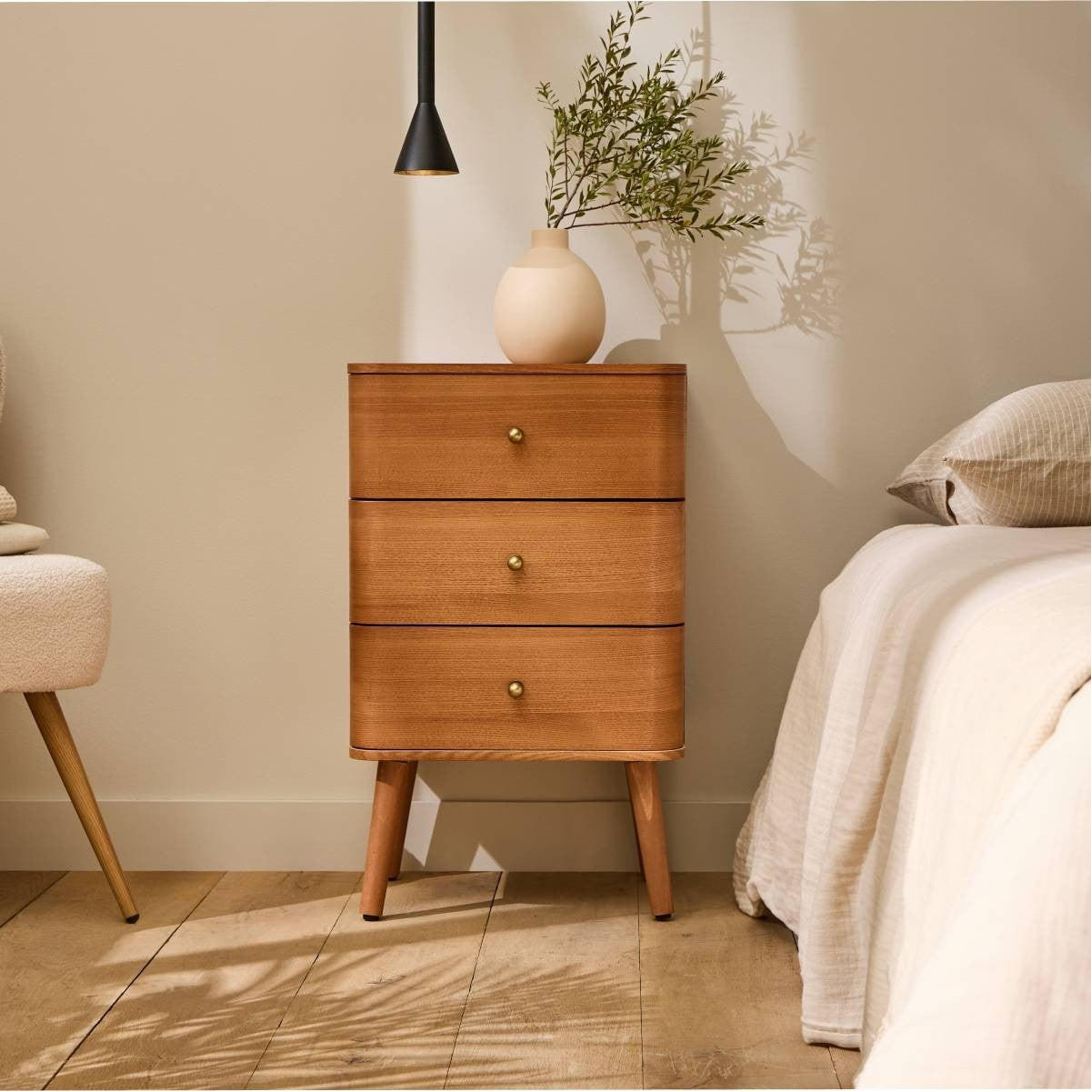 NACHTTISCH mit 3 Schubladen und abgerundeten Kantenfronten 35/71/42 cm - Eschefarben, Holzwerkstoff (35/71/48cm) - Calicosy