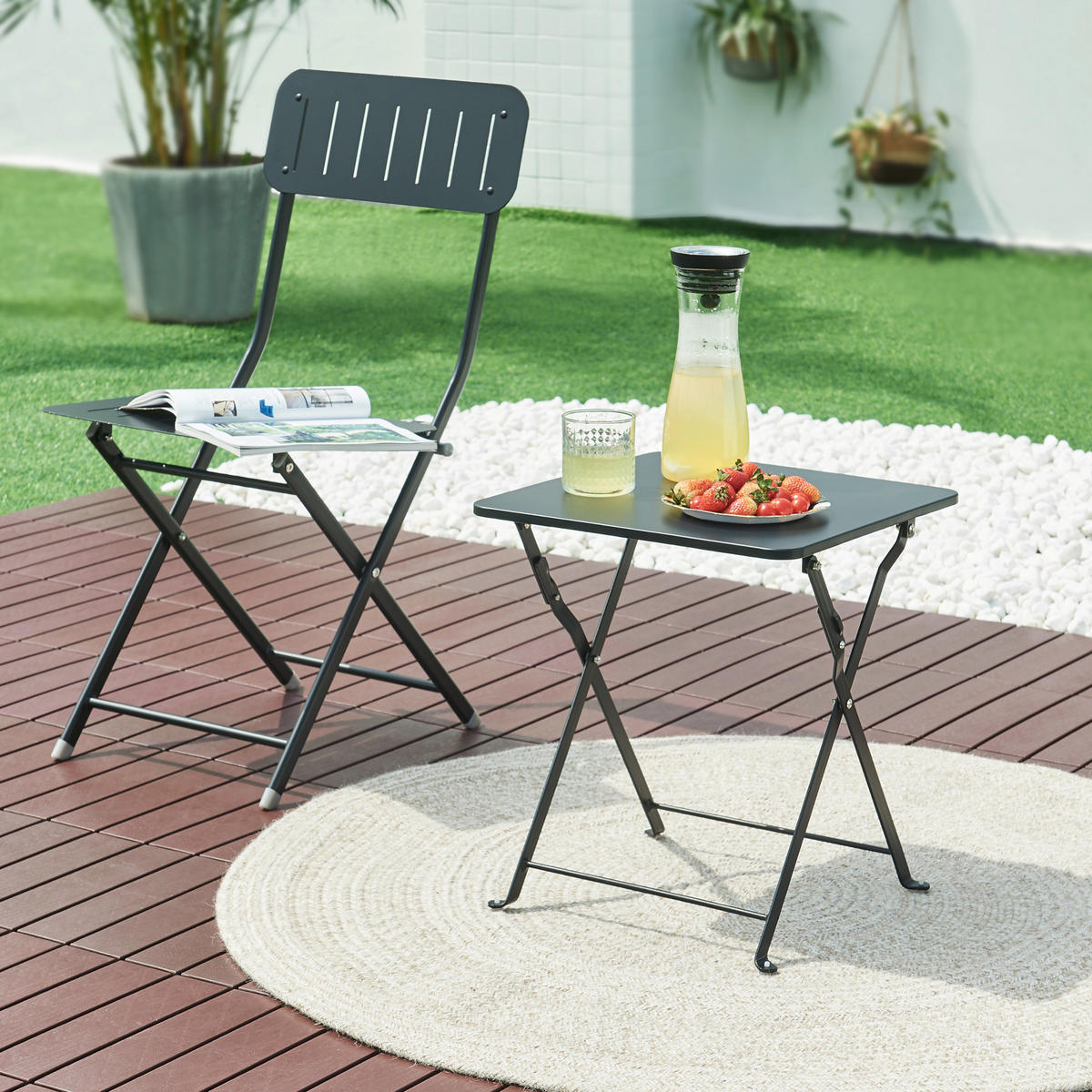 GARTENKLAPPTISCH Vegårshei - Schwarz, Metall (40/40/45cm) - [en.casa]