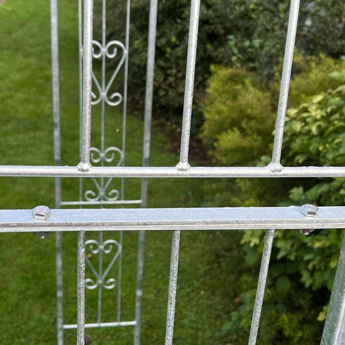 DANDIBO Rosenbogen Verzinkt Massiv 150 cm Torbogen 96520 Wetterfest Rundbogen Volleisen Rankhilfe Gartenbogen Feuerverzinkt - Grau, Metall (150/222/34cm) - DanDiBo