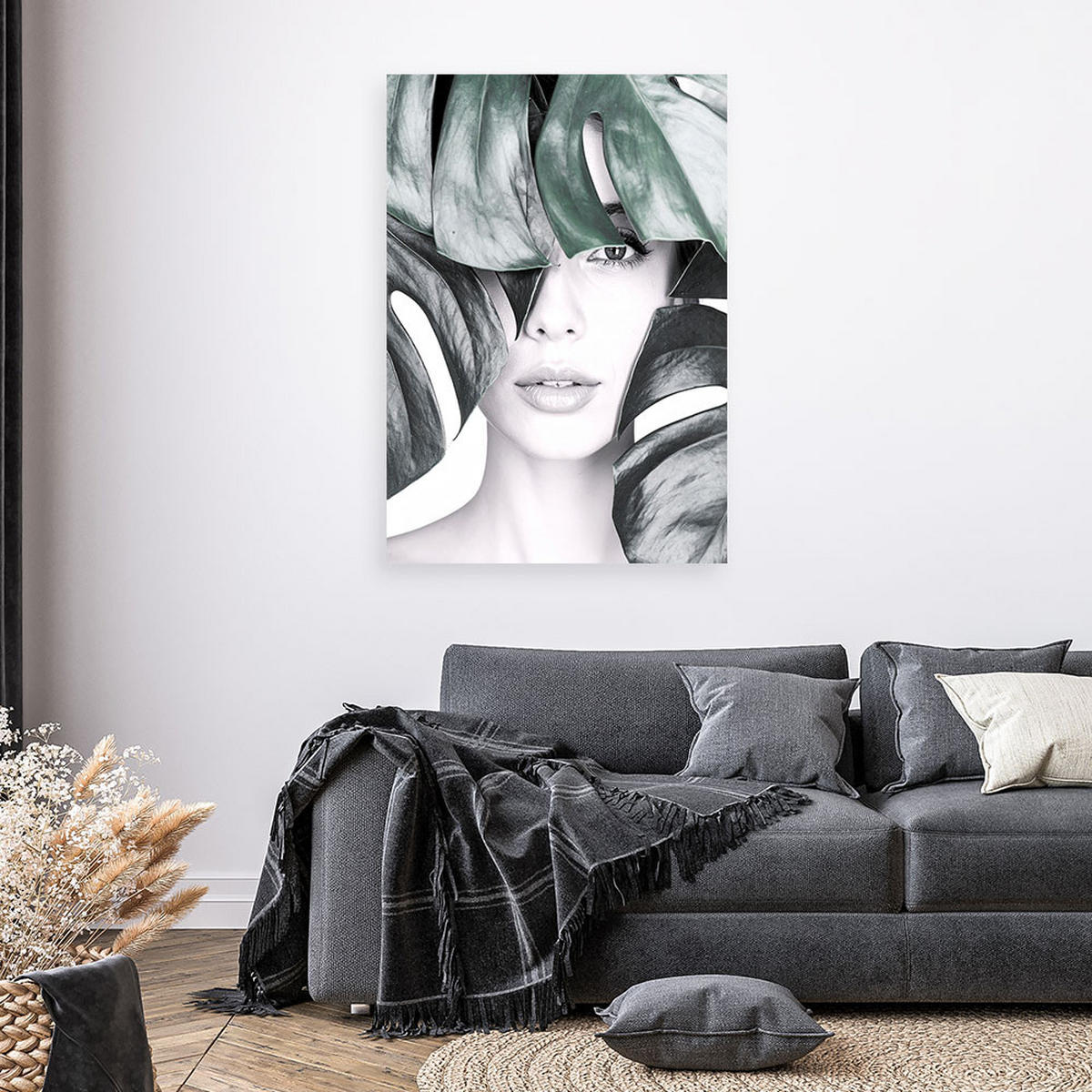 LEINWANDBILD Porträt einer Frau und Monstera-Blättern 60x90cm - Grau, Textil (60/90cm) - Feeby