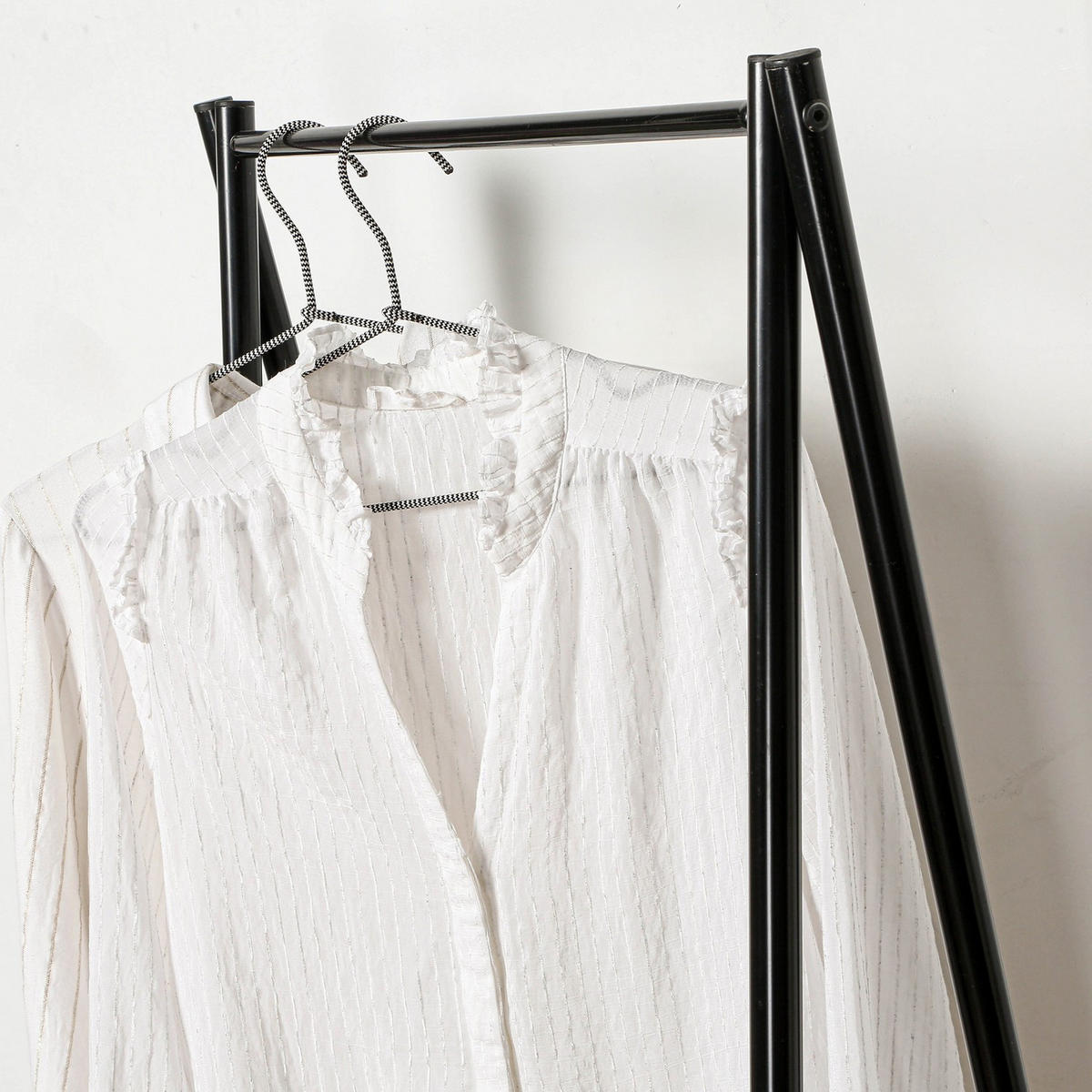 GARDORENSTÄNDER mit 2 Regalen im Industrial-Stil - Schwarz, Metall (40/151/64.5cm) - Calicosy