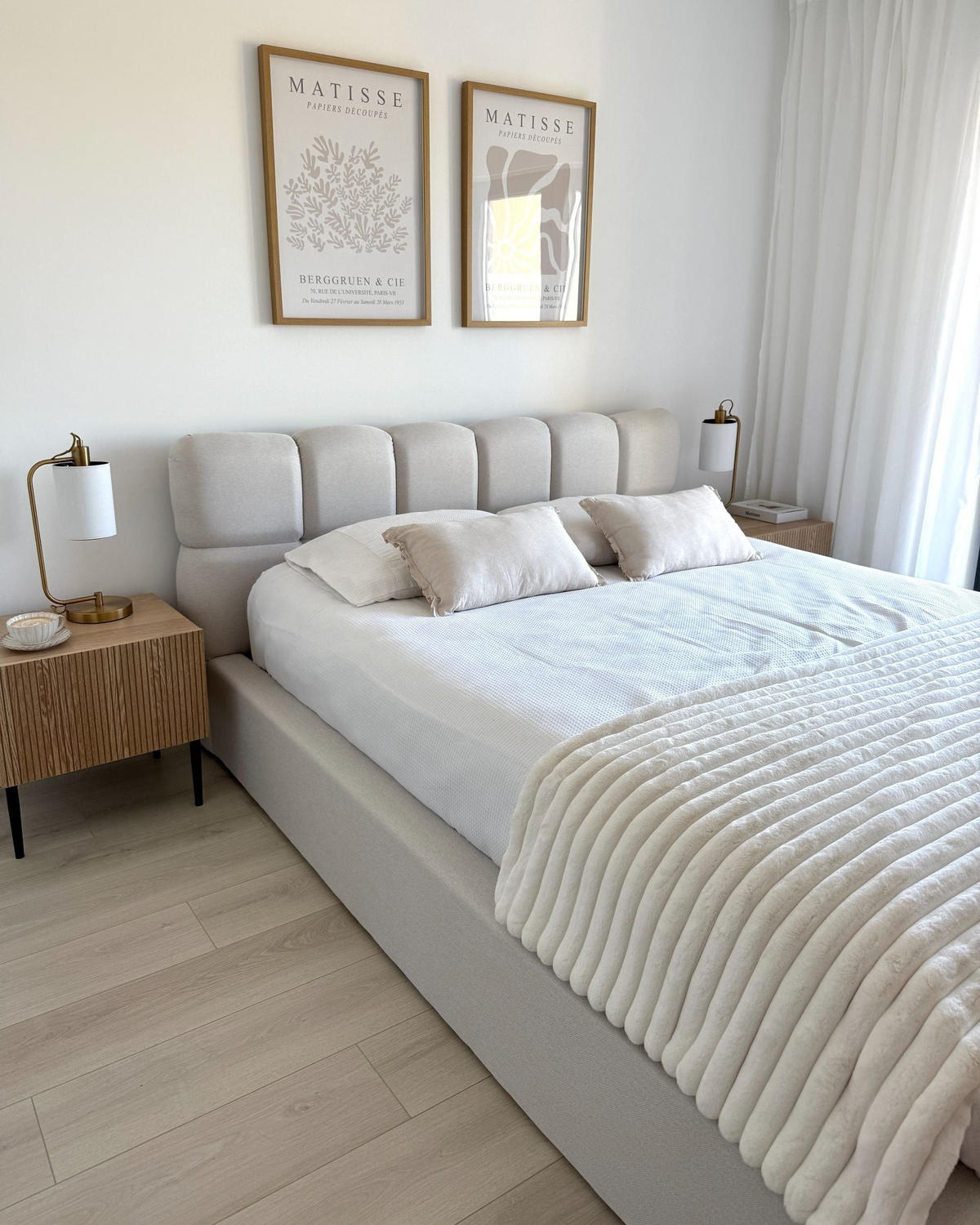 BETT mit Stauraum 160/200 Stoff Cremeweiß Baston - Creme, Textil (160/200cm) - Beliani