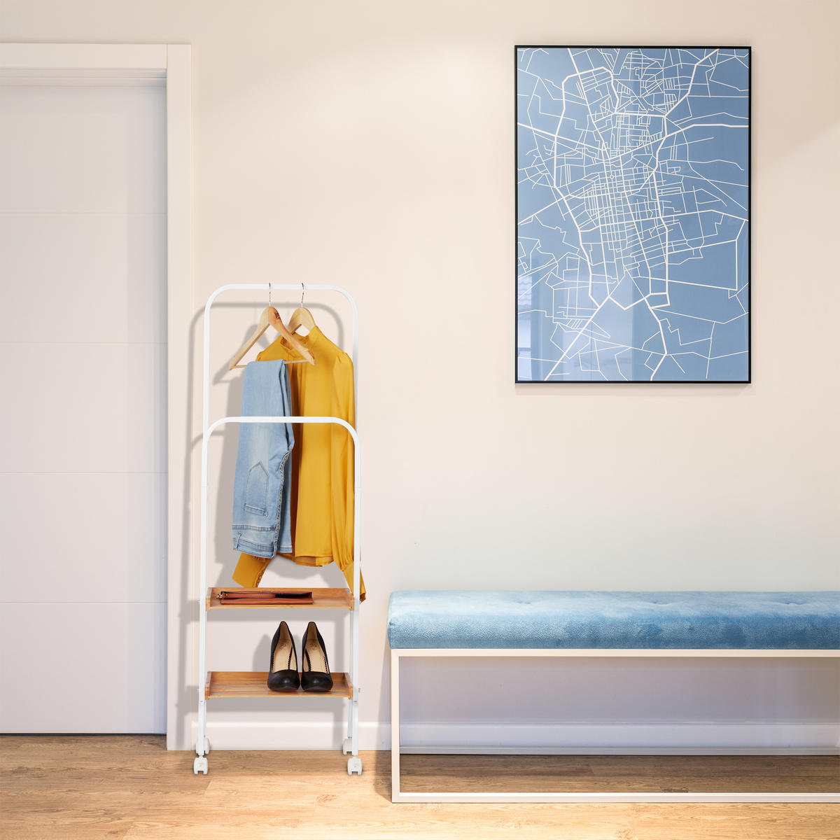 TICHÝ sluha - viacfarebná, kov/drevo (42/129/32cm) - Relaxdays