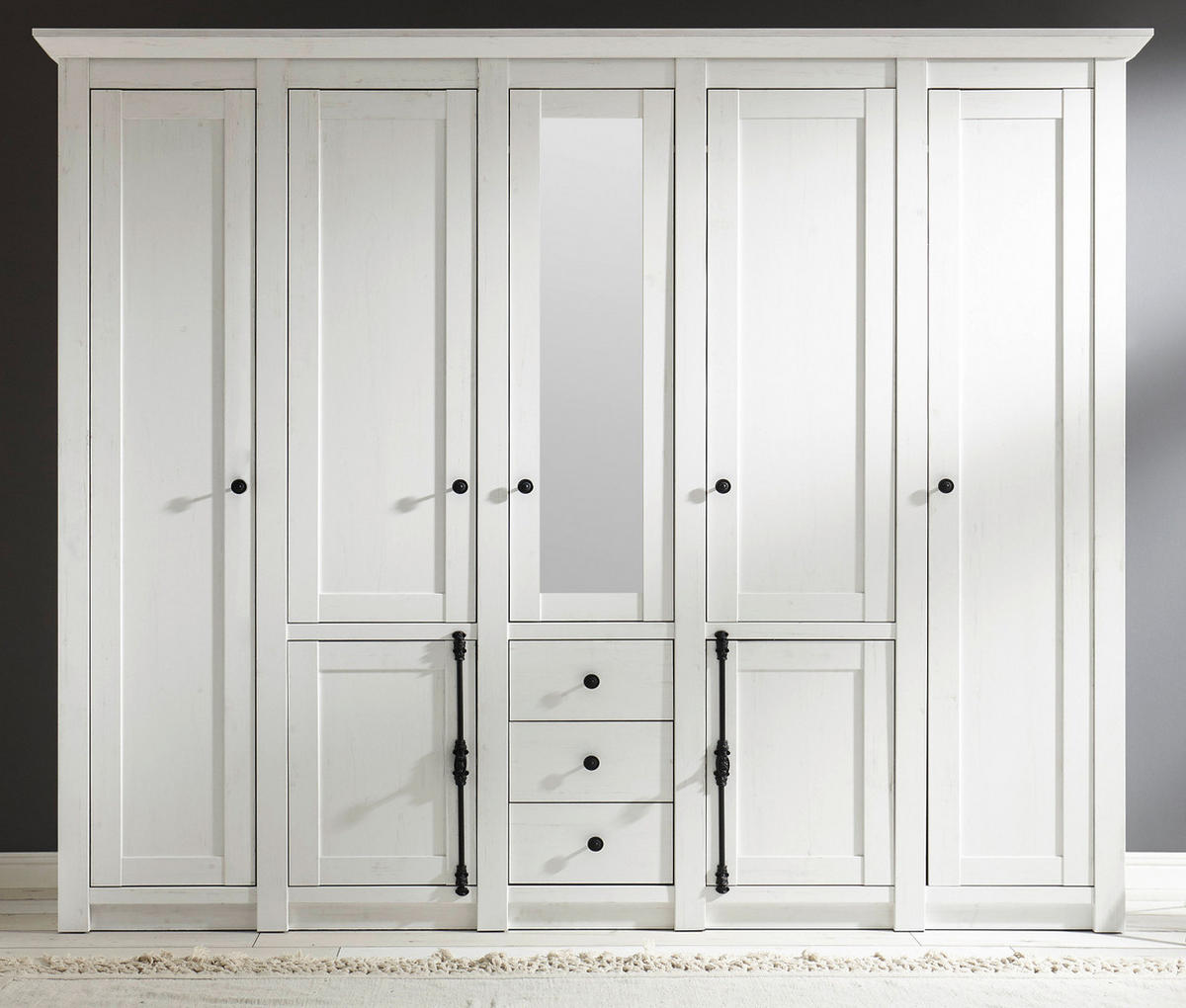 KLEIDERSCHRANK Pinie weiß 236 x 206 cm, Drehtürenkleiderschrank 7-türig - Schwarz/Weiß, Holzwerkstoff/Metall (236/206/64cm) - Furn.Design