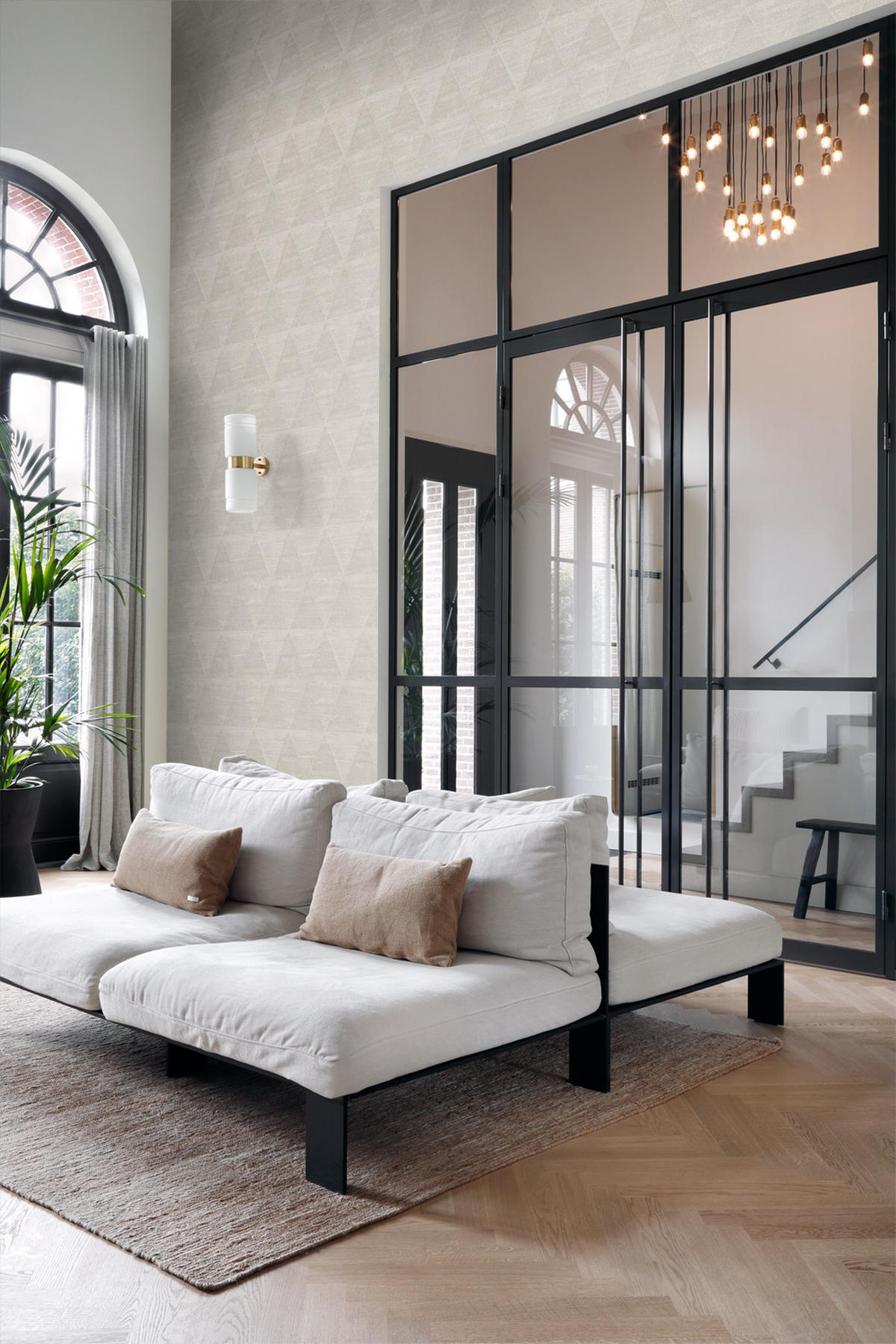 TAPETE verwitterte Metalldreiecke 53 cm x 10.05 m - Beige, Papier (53/1000cm) - Origin Wallcoverings