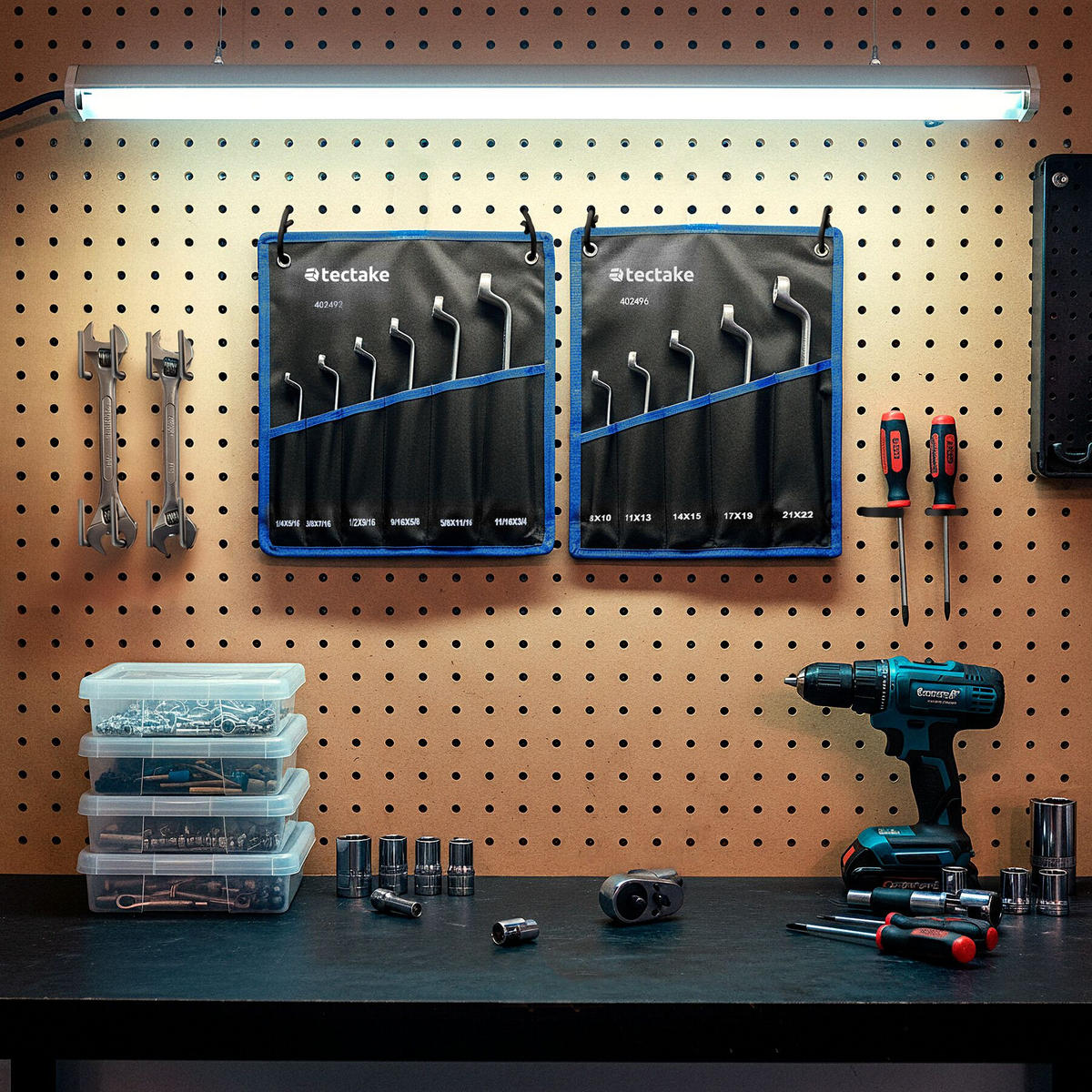 DOPPELRINGSCHLÜSSELSET ,inklusive 2 Rolltaschen mit Ösen,schwarz/silber - Silberfarben/Schwarz, Metall (37/8/7cm) - tectake