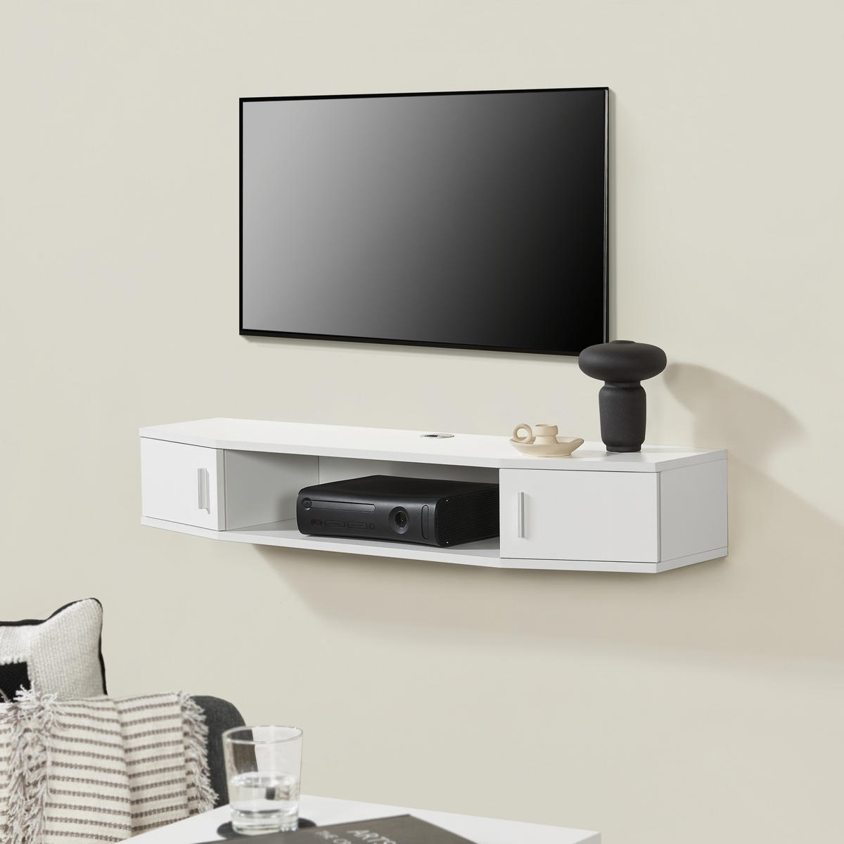 TV-WANDREGAL Tørring - Weiß, Holzwerkstoff (110/17.5/30cm) - [en.casa]