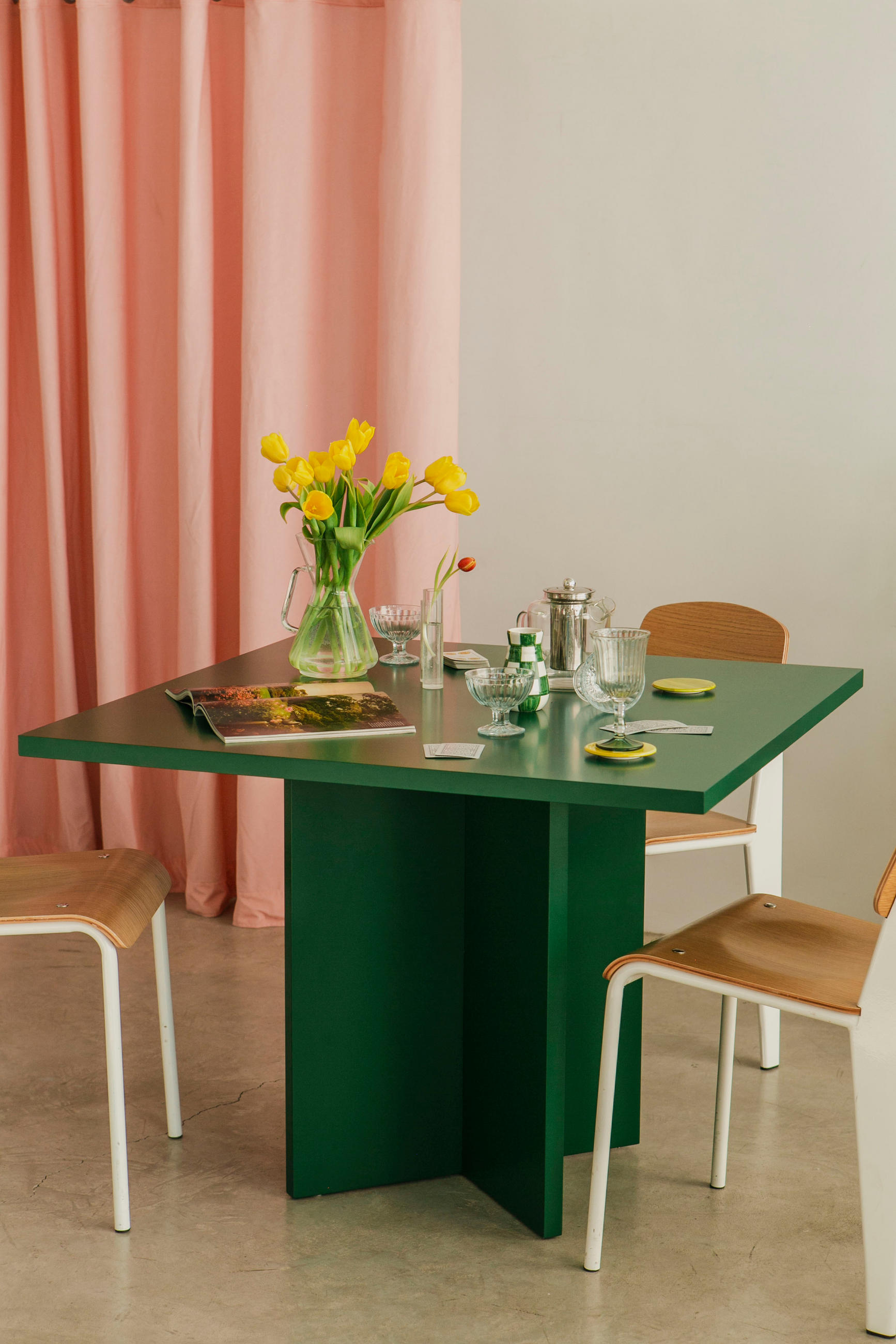 ESSTISCH Quadratischer mit laminiertem , 100/100 cm, Zederngrün - Dunkelgrün, Holzwerkstoff (100/100/75cm) - RNT By Really Nice Things