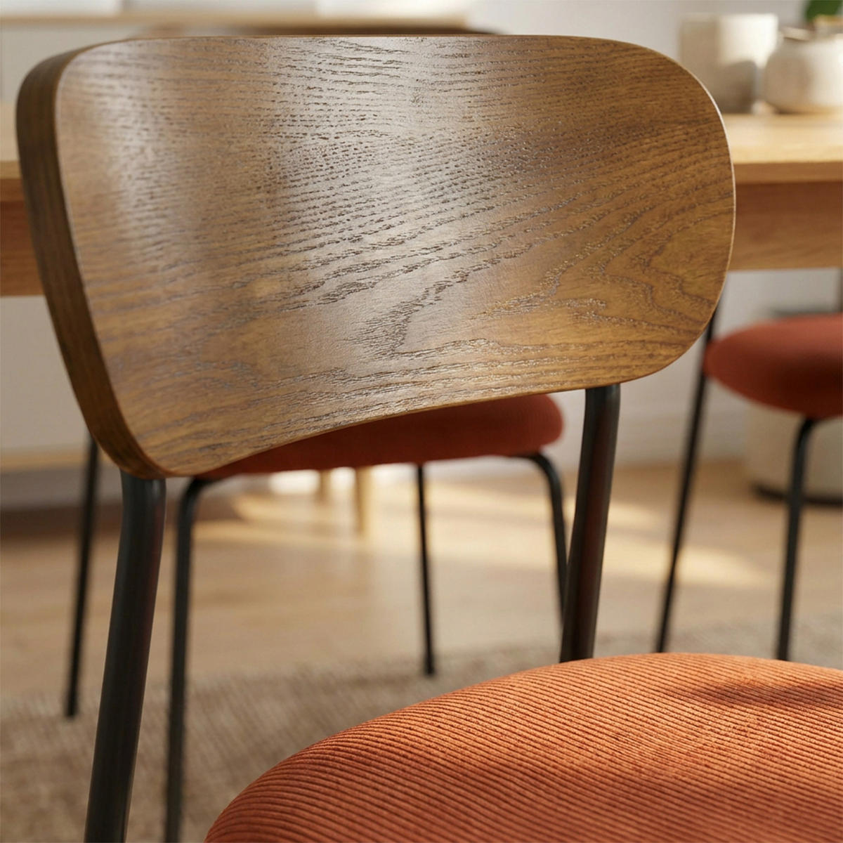 STÜHLE 4er-Set skandinavisch aus terrakottafarbenem Cord und Eschenfurnier mit schwarzen Metallbeinen - OLIVIA - Terracotta/Schwarz, Textil/Metall (46/81/50.5cm) - Sicaan