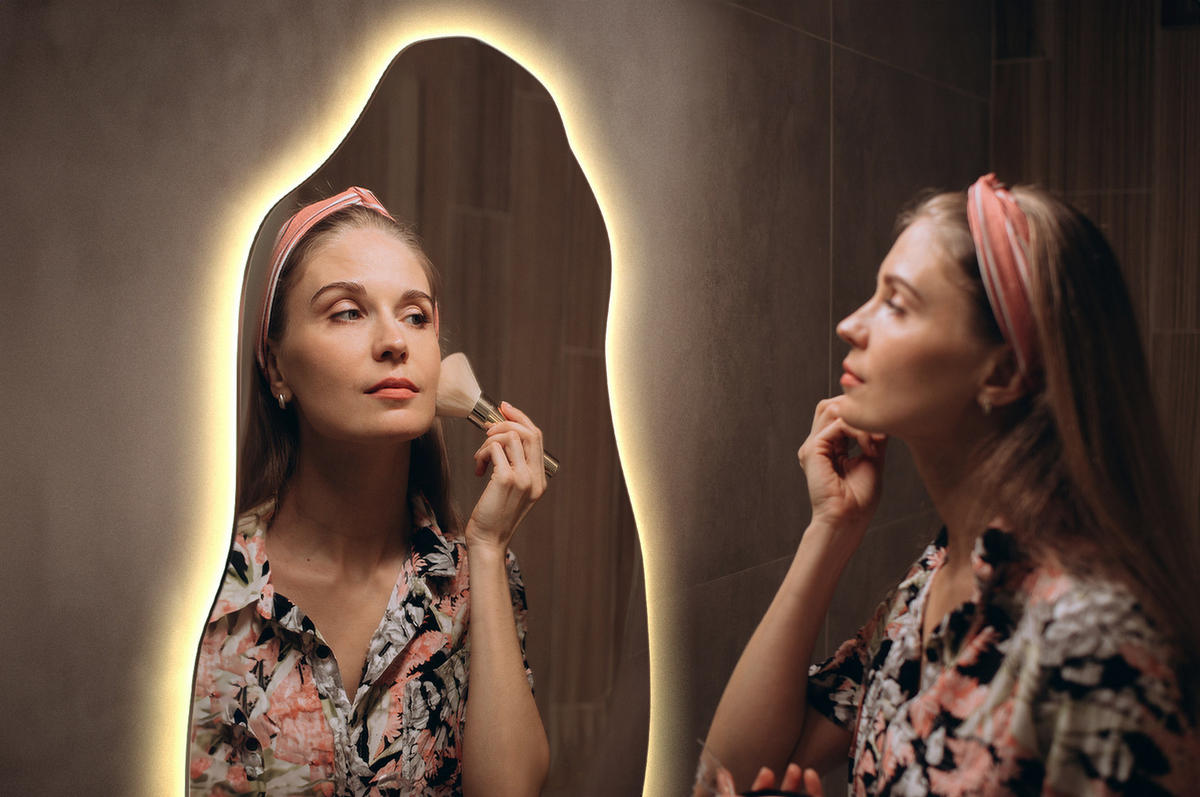 LED-SPIEGEL 40x80 cm Asymmetrisch Warmweiß 3000K - Gelb, Glas (40/80/0.4cm) - Wallfluent