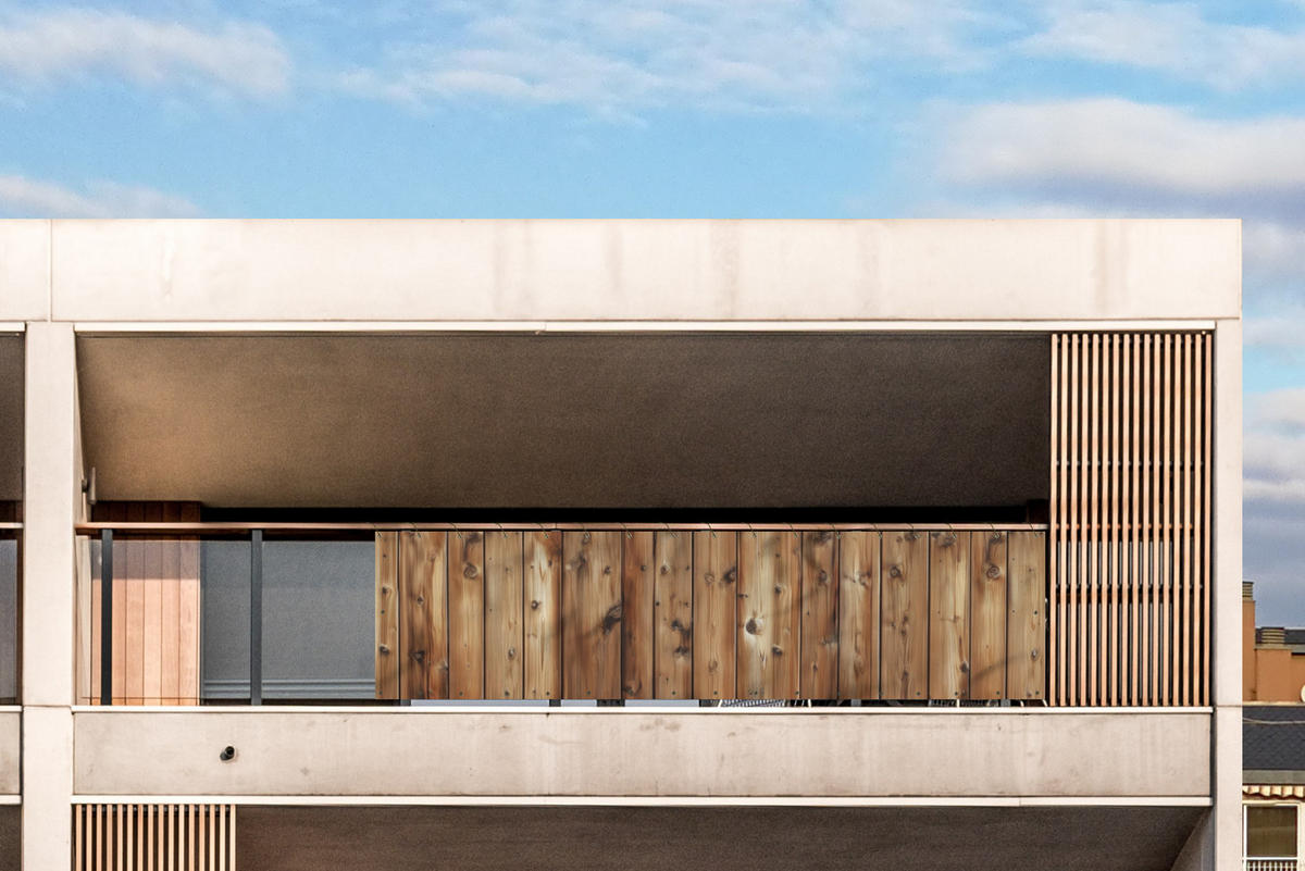 BALKON-SICHTSCHUTZ Holz - Regale - Braun - Buchefarben, Kunststoff (500/130cm) - MuchoWow