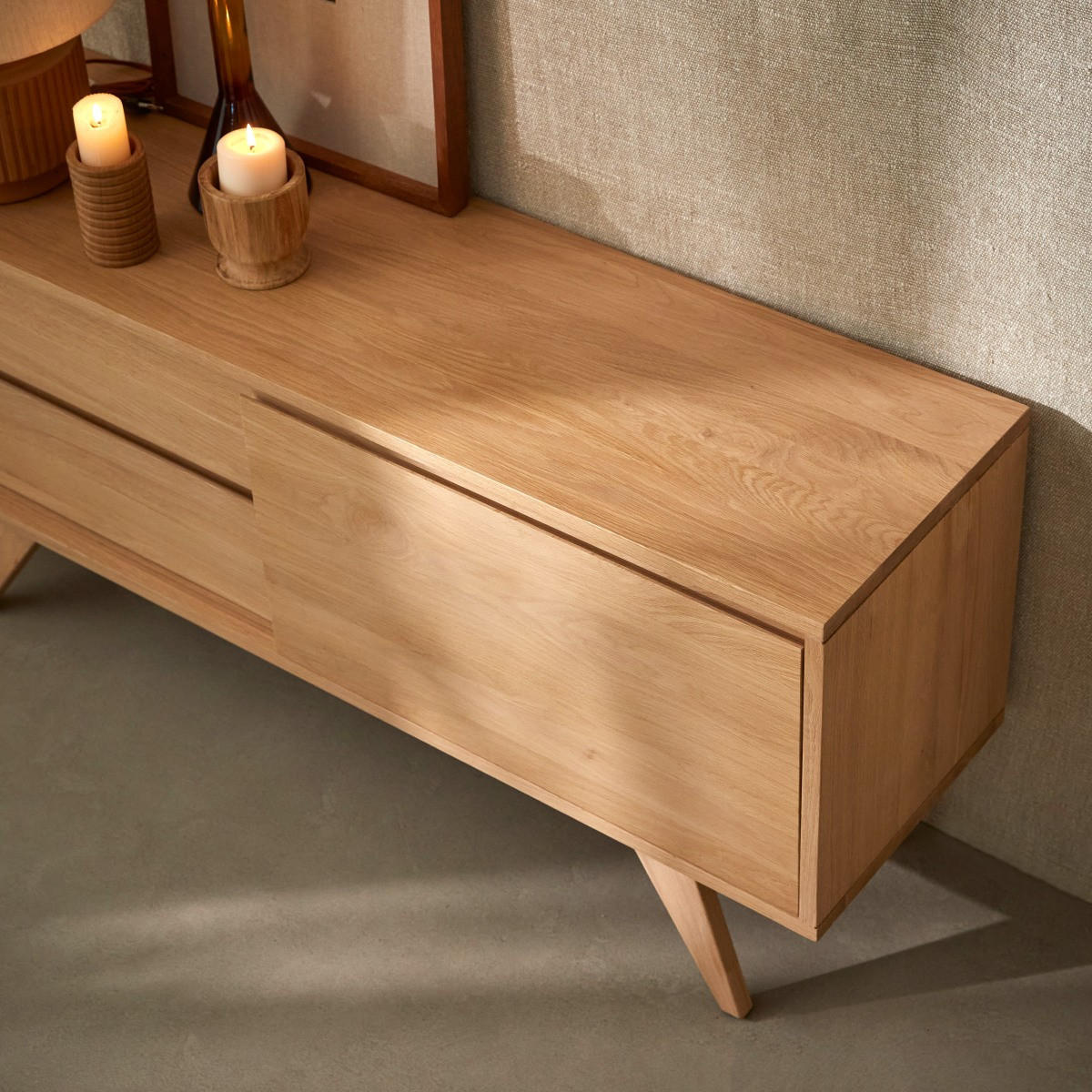 TV-SCHRANK Esmée Natur aus Eiche - Naturfarben, Holz (130/60/35cm) - Tikamoon
