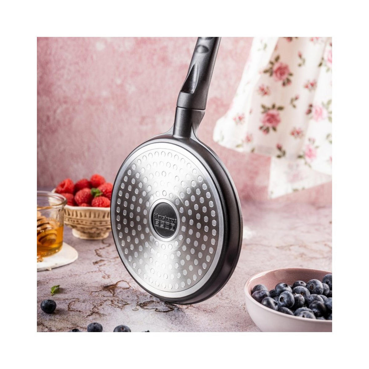 CRÊPEPFANNE Schwarz 18/18/1.8 cm 63852 - Schwarz, Metall (18cm) - Klausberg 
