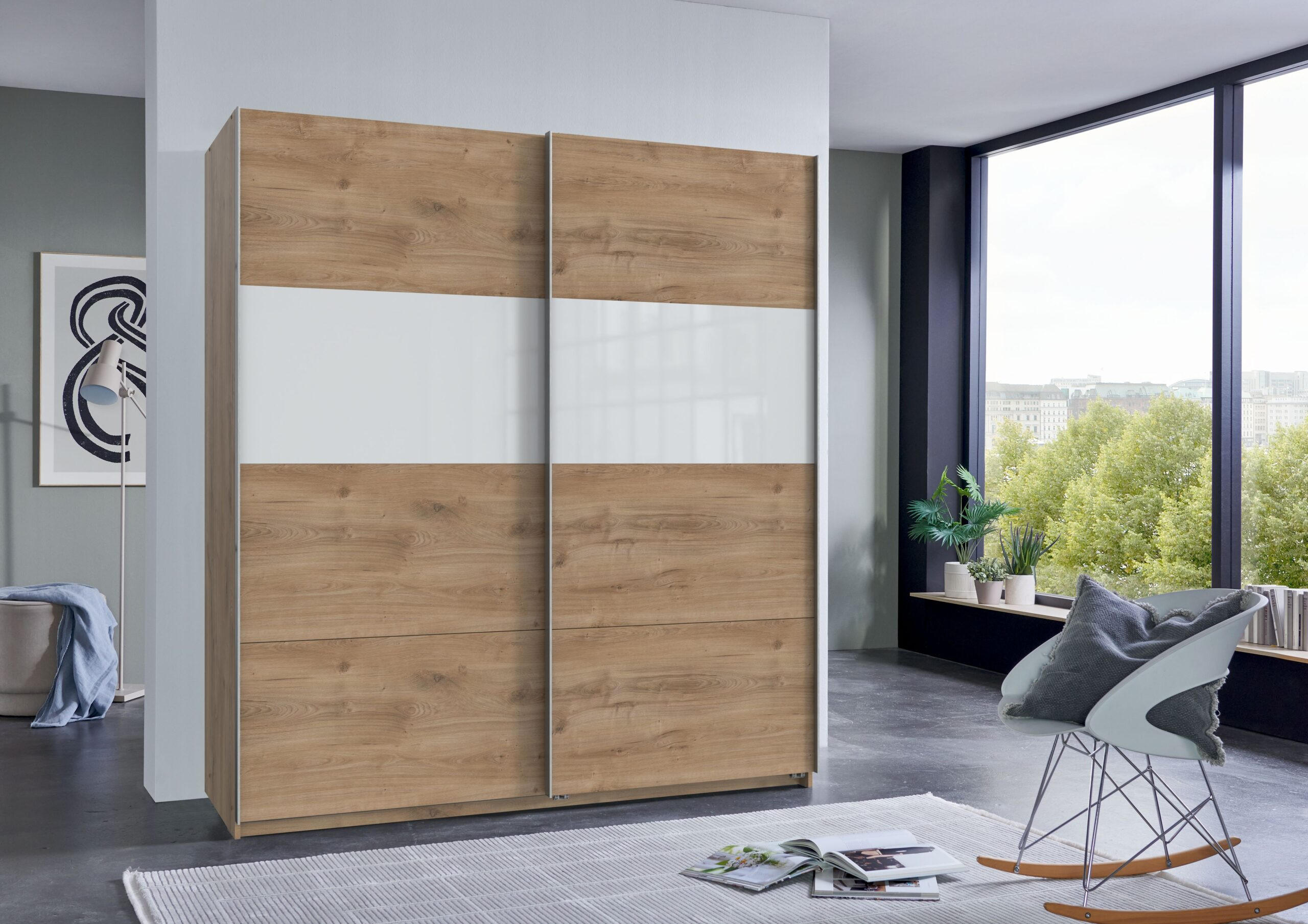 SCHWEBETÜRENSCHRANK Bramfeld in Plankeneiche mit Weiß Glas 180 x 198 x 65 cm (B x H x T) Kleiderschrank - Braun, Holzwerkstoff (80/200/120cm)