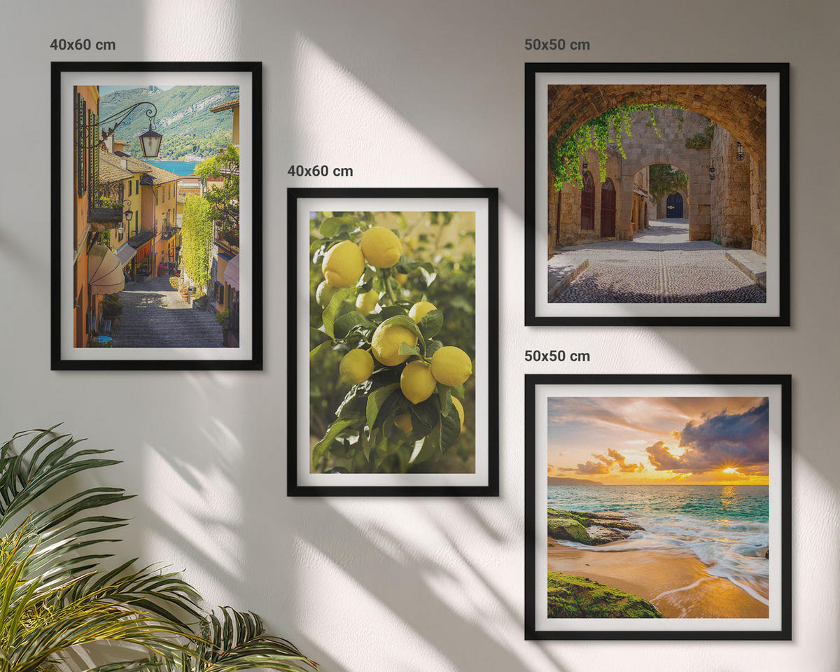 BILDER SET 4er Set - 50x50 cm & 40x60 cm Schwarzer Rahmen - Malerische Straßen am Meer, Strand - Schwarz, Kunststoff (50/50cm) - TULUP