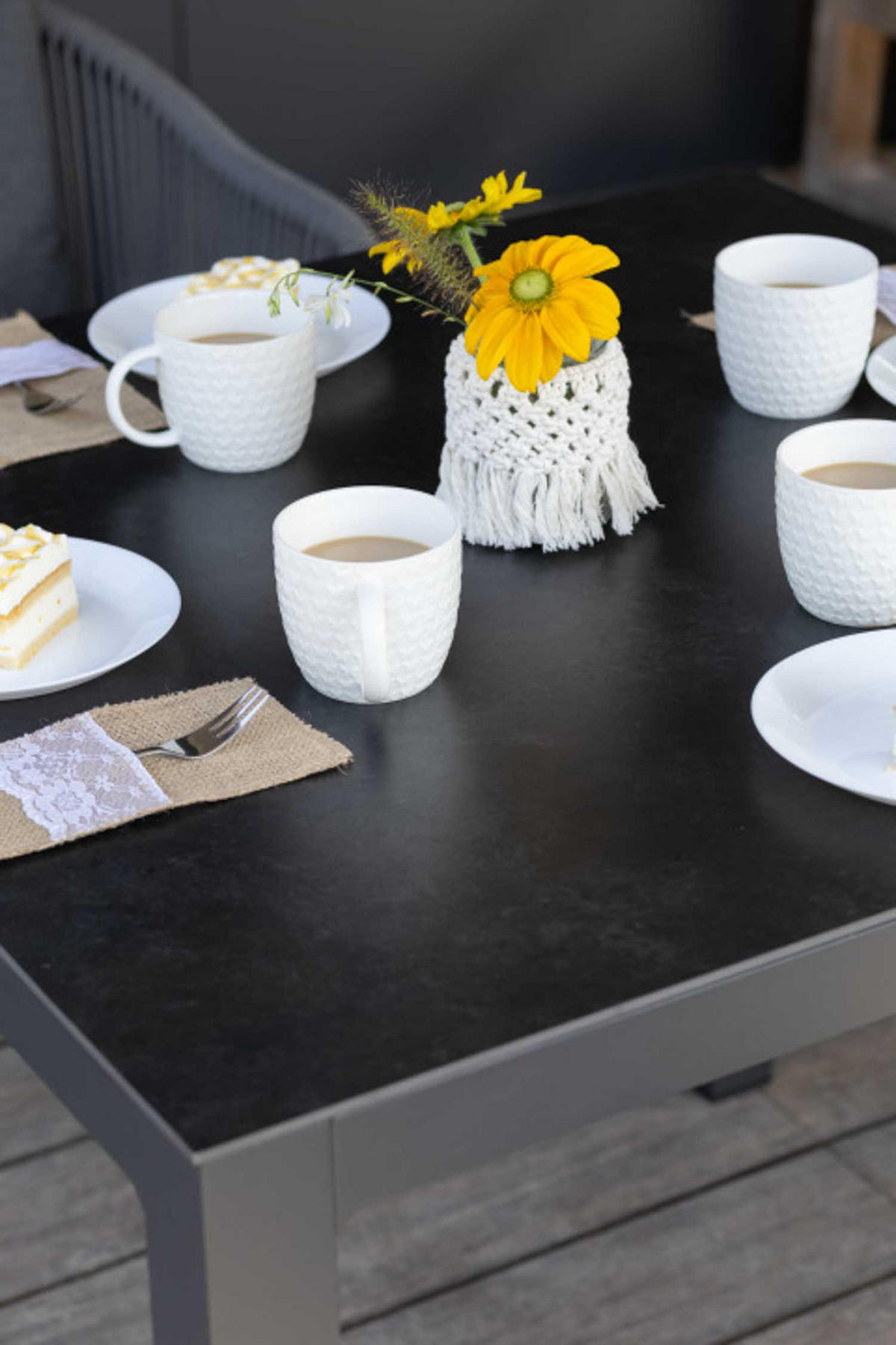 GARTENTISCH Tarifa 90 x 90 cm dark grey Aluminium - Schwarz, Metall (90/90/76cm) - Mr. Deko