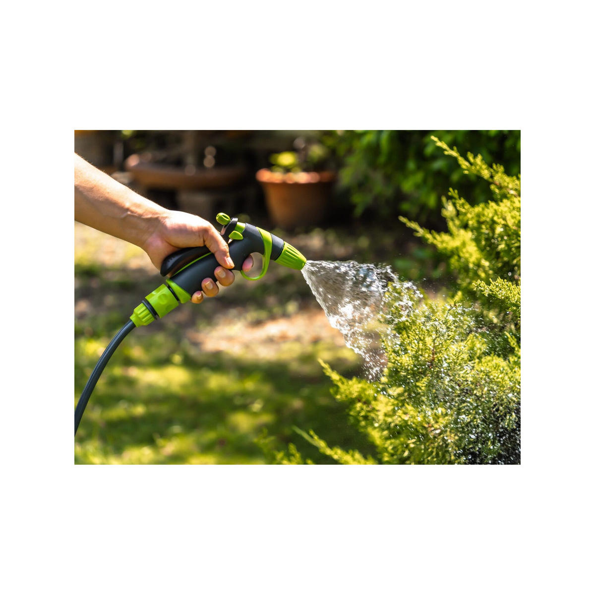 SPRITZ- und Sprühpistole - Einstellbare Düsen - Komplettset mit Fittings - Grün, Kunststoff (12.4/3.8/19.5cm) - SUAN