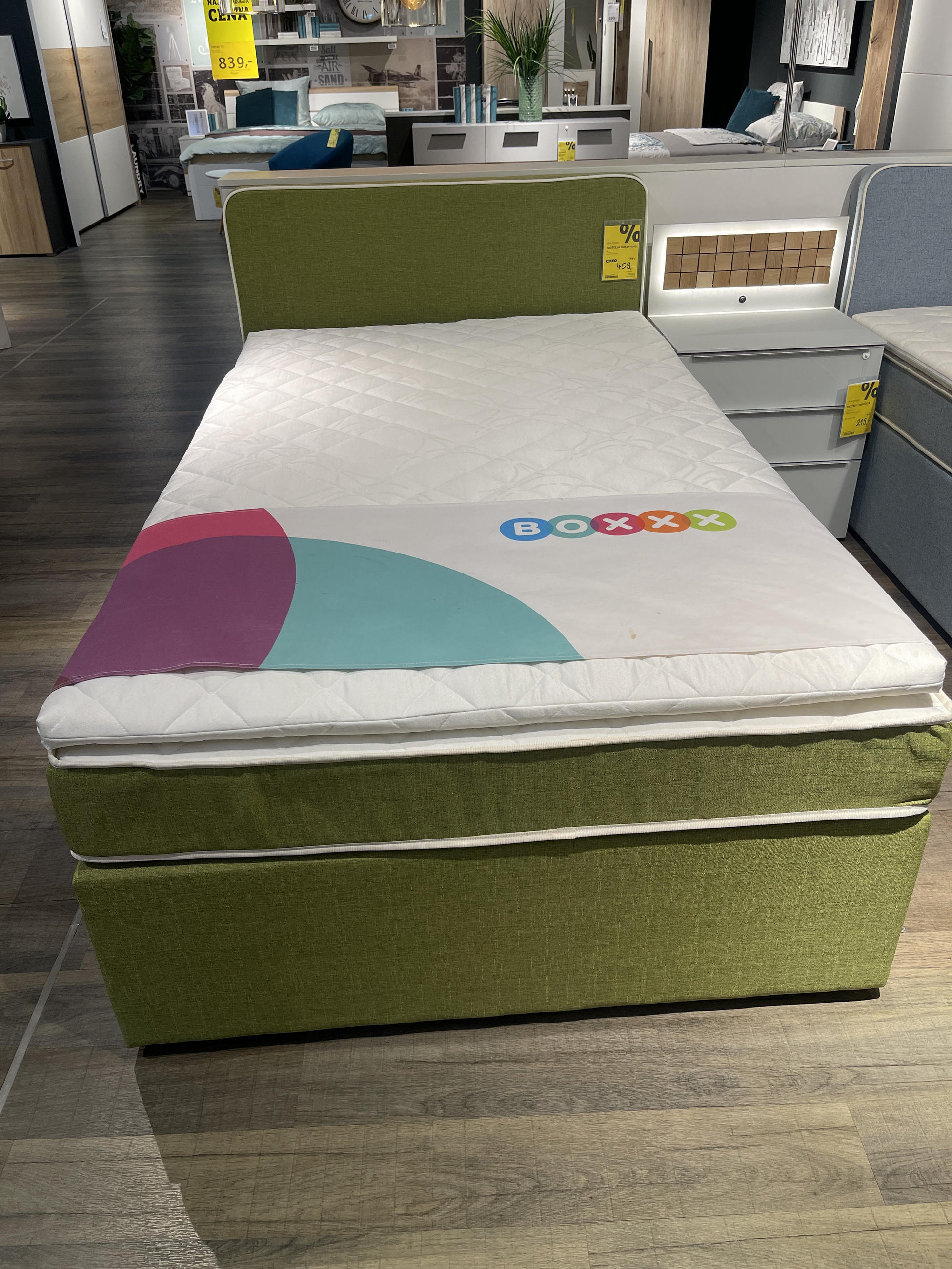 Postelja Boxspring Ema - Boxxx