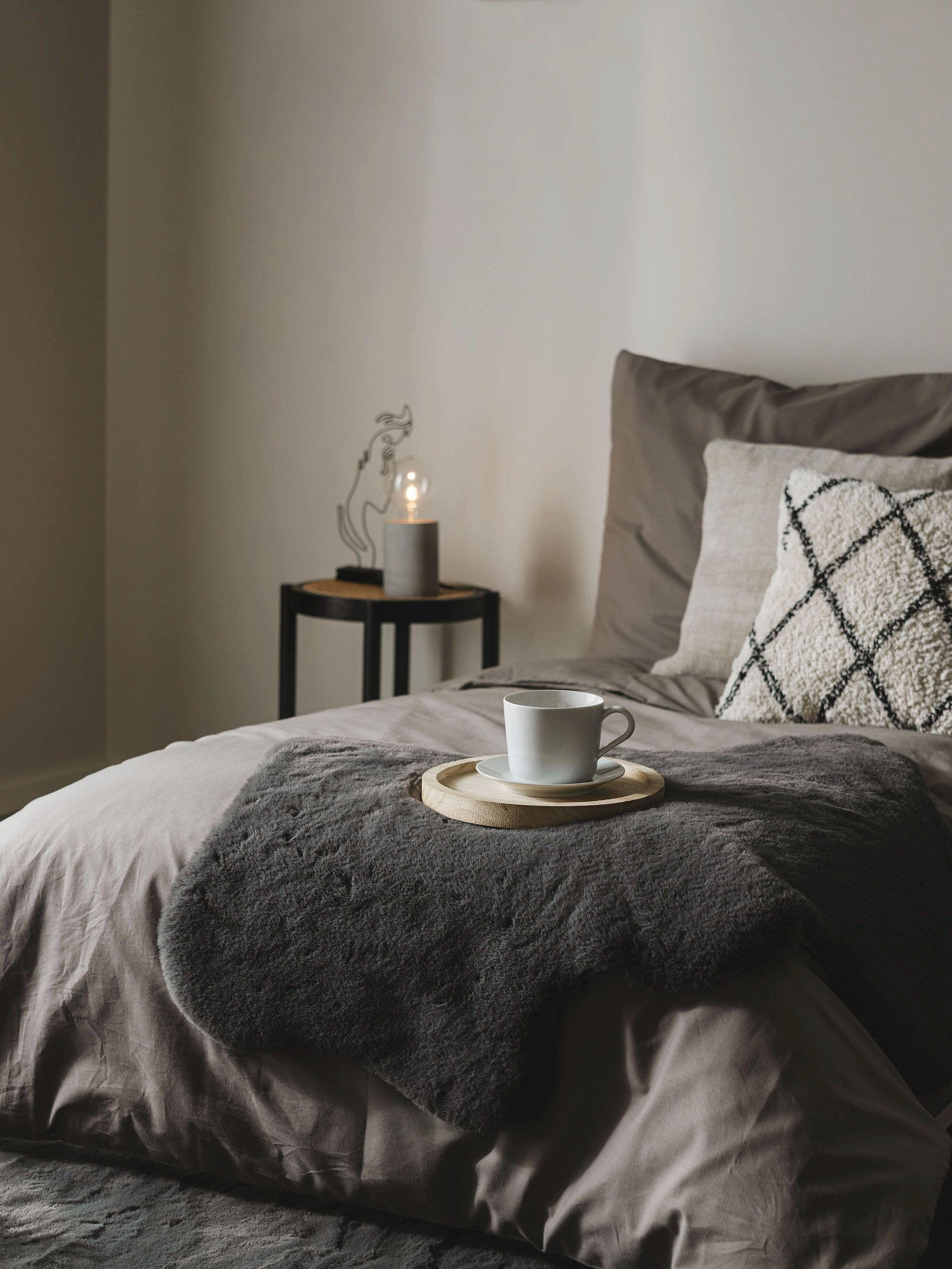 KUNSTFELL-TEPPICH Dave Anthrazit 60x90 cm - Anthrazit, Textil (60/90cm) - benuta Nest