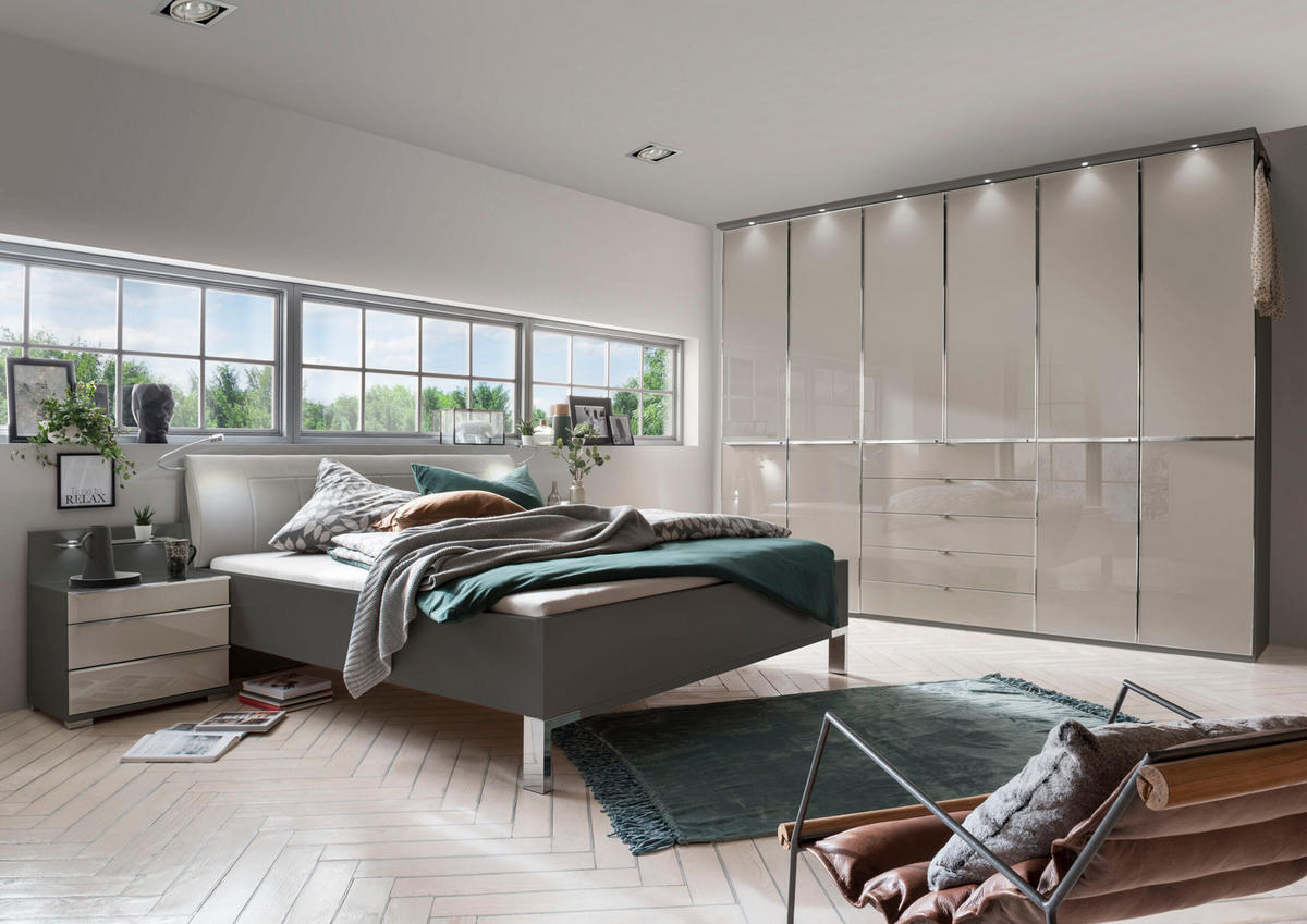 SCHLAFZIMMER Sentara in Havanna und Kieselgrau 4-teilig mit Kleiderschrank 300cm Breite inklusive Beleuchtung, Doppelbett 180x200cm, zwei Nachttische - Braun, Holzwerkstoff (80/200/120cm)