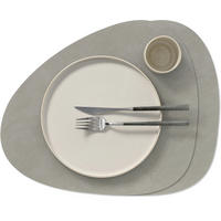 PLATZSET TISCHSETS Nupo - Leder - Hellgrau - Curved - Abwaschbar - 44 x 37 cm - 2 Stück - Hellgrau, Leder (44/37/2cm) - LIND DNA