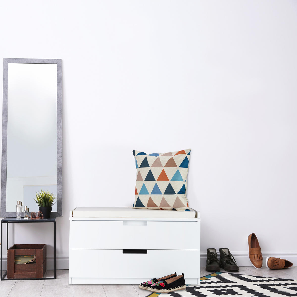 SITZKOMMODE - Weiß, Holzwerkstoff/Textil (80/45/36cm) - Relaxdays
