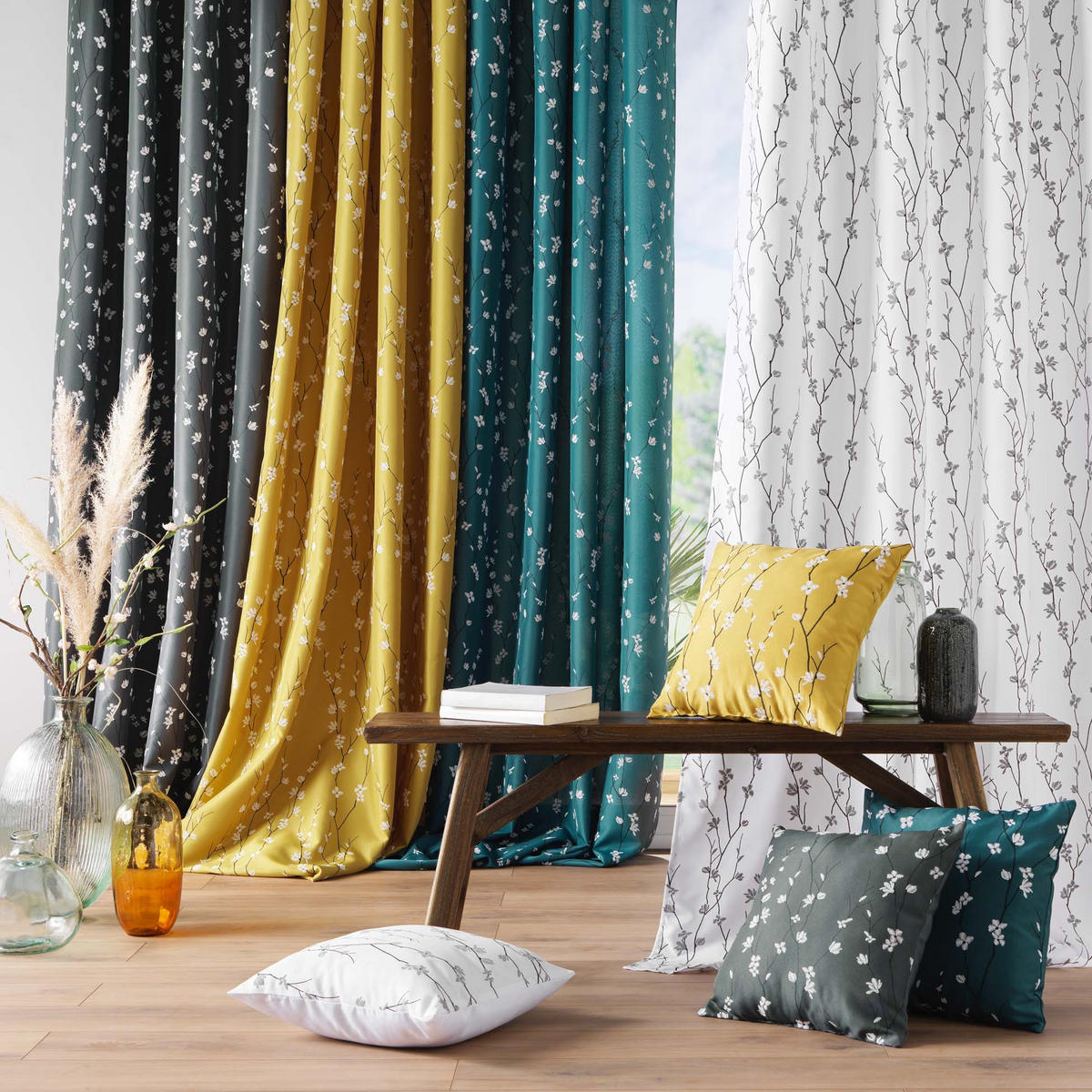 ZIERKISSEN Sakura 45/45 cm - Weiß, Textil (45/45cm) - Douceur d´intérieur