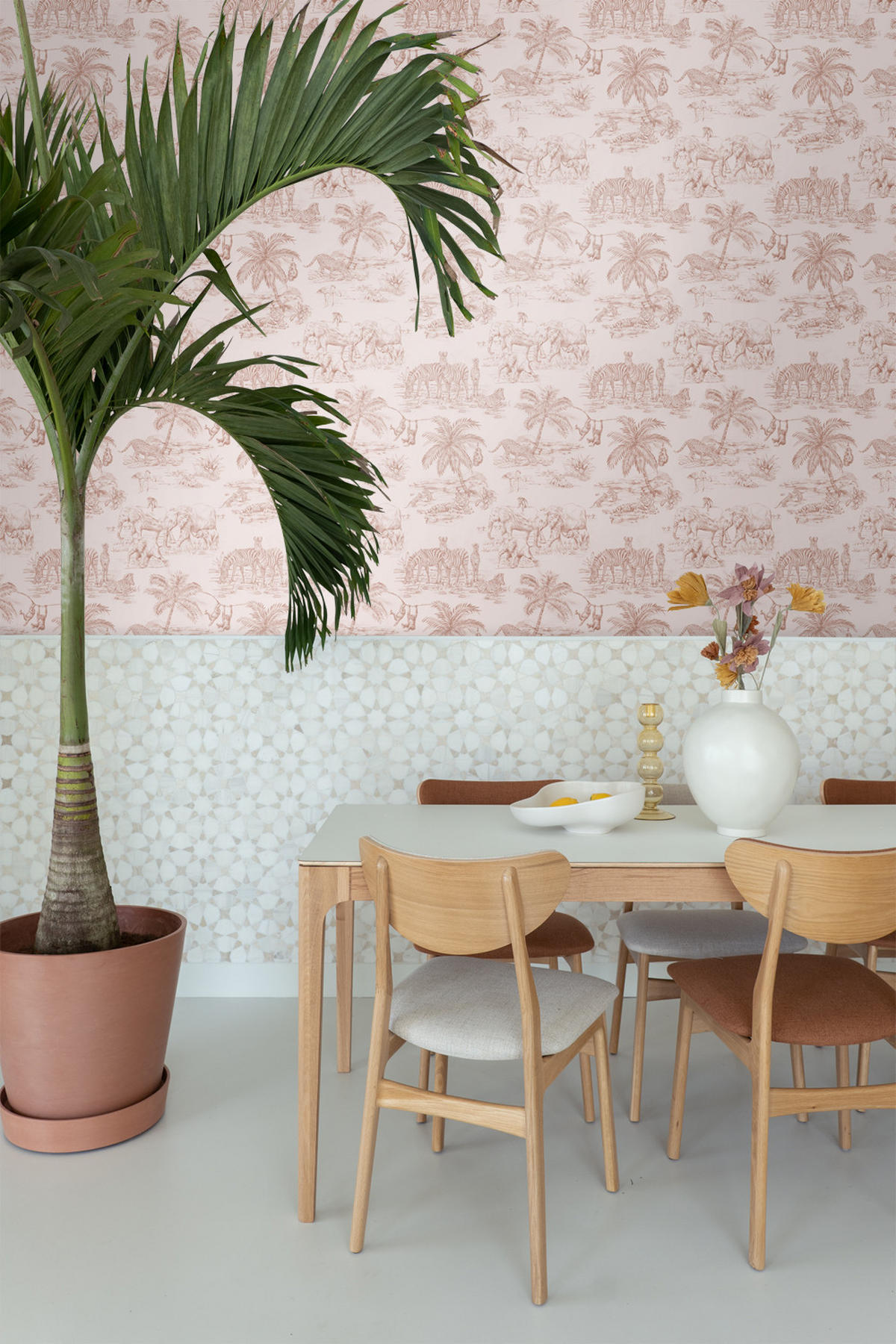 TAPETE Dschungeltiere 53 cm x 10.05 m - Pink, Papier (53/0.1cm) - ESTAhome