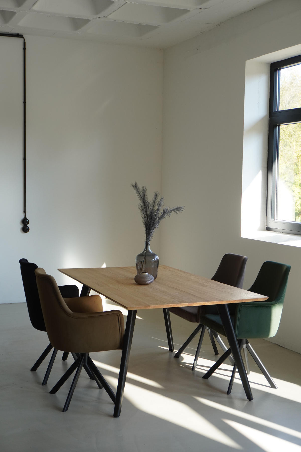 ARMLEHNENSTUHL Sello grün mit S-Fuß drehbar - Schwarz/Grün, Textil/Metall (55/90/58cm) - INKA furniture