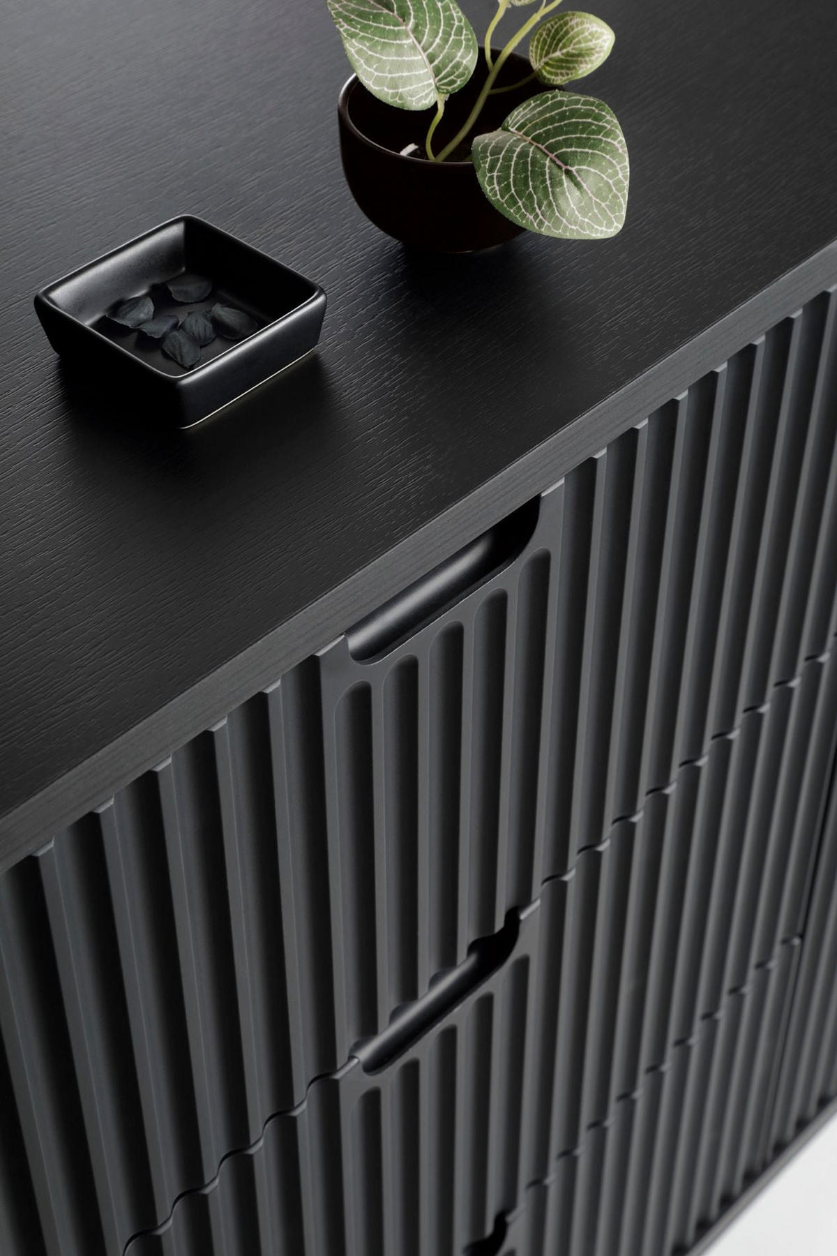 SIDEBOARD Zova Schwarz 168 cm - Schwarz, Holzwerkstoff/Metall (168/87/39cm) - Selsey