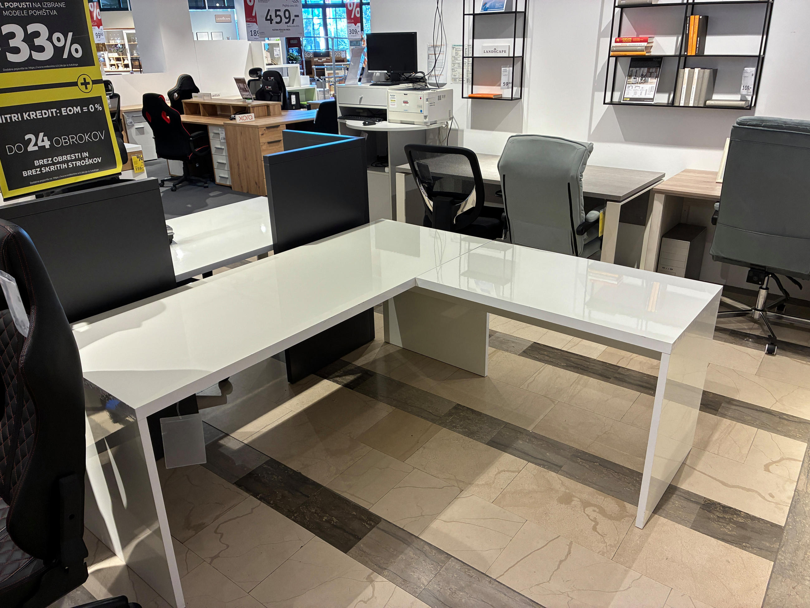 KOTNA PISALNA MIZA KRONOS - Xora