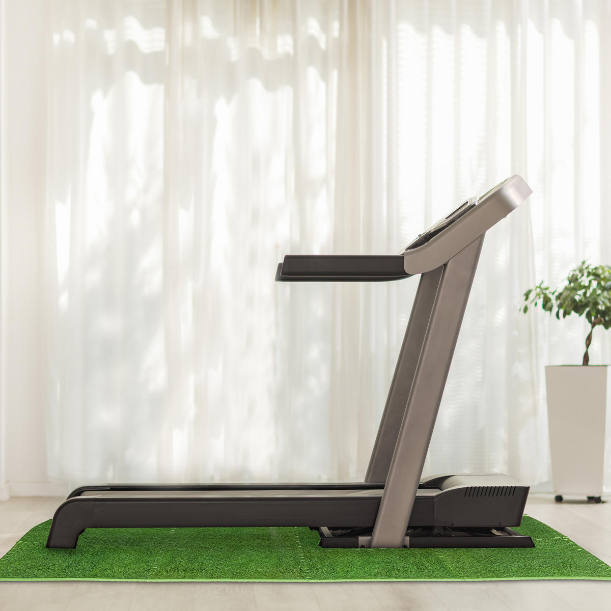 8XPODLOŽKA na podlahu - zelená, plast (61/61cm) - Relaxdays