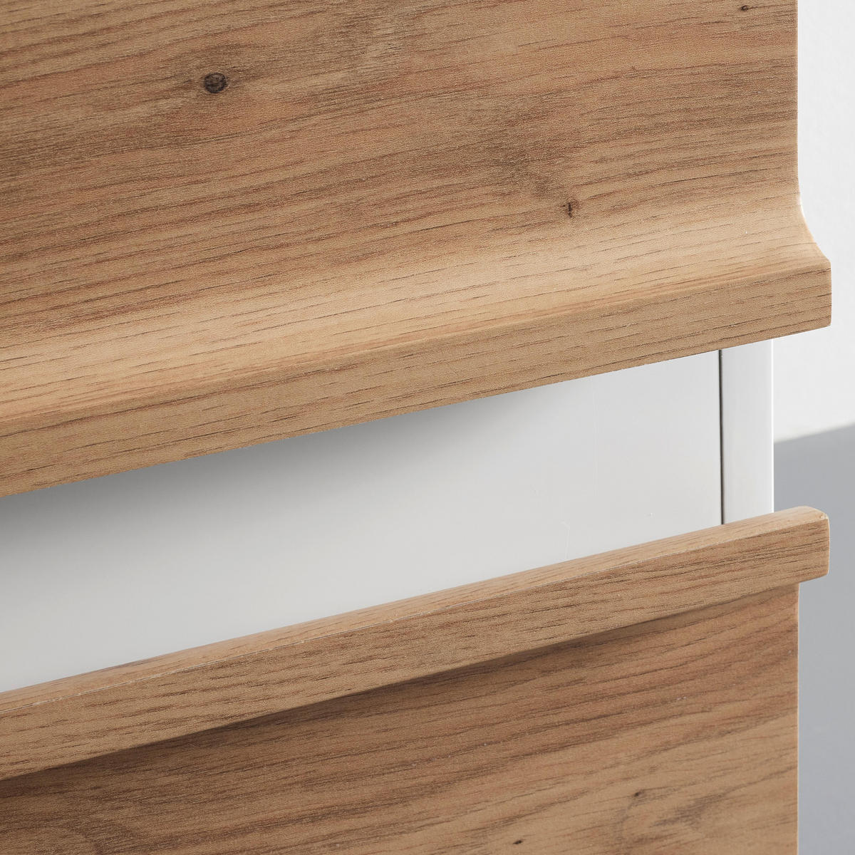NACHTTISCH Vira Weiß/Kieferfarben Echtholz - Weiß, Holz (48/60/43cm) - Bessagi Home